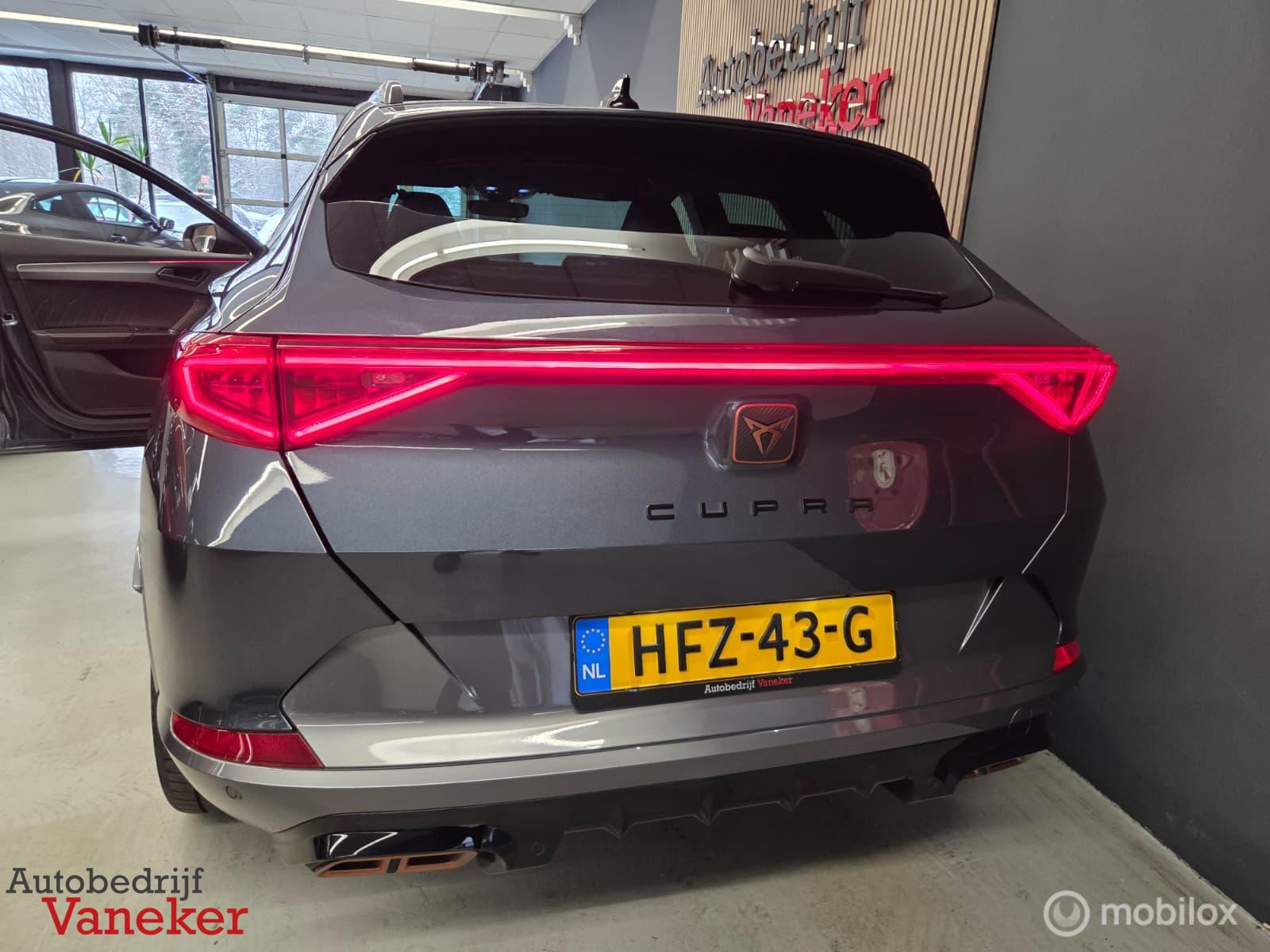 Foto van Cupra Formentor VZ E-hybrid
