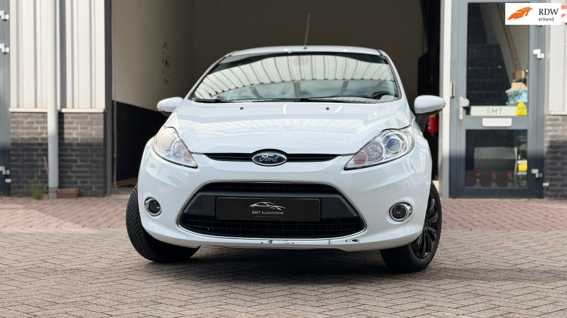 Ford Fiesta 1.25 Trend 2010 - voorkant