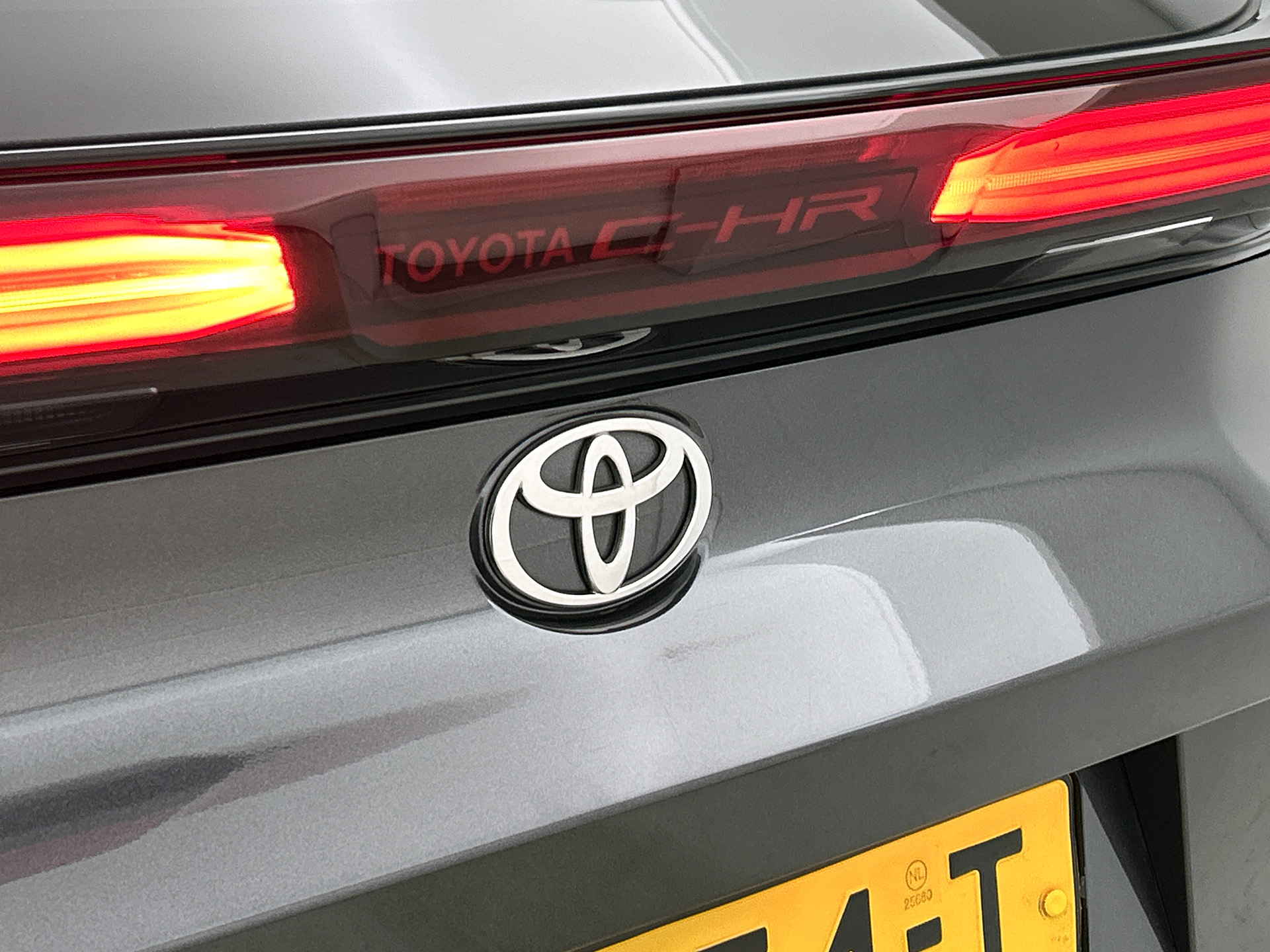 Foto van Toyota Toyota C-hr