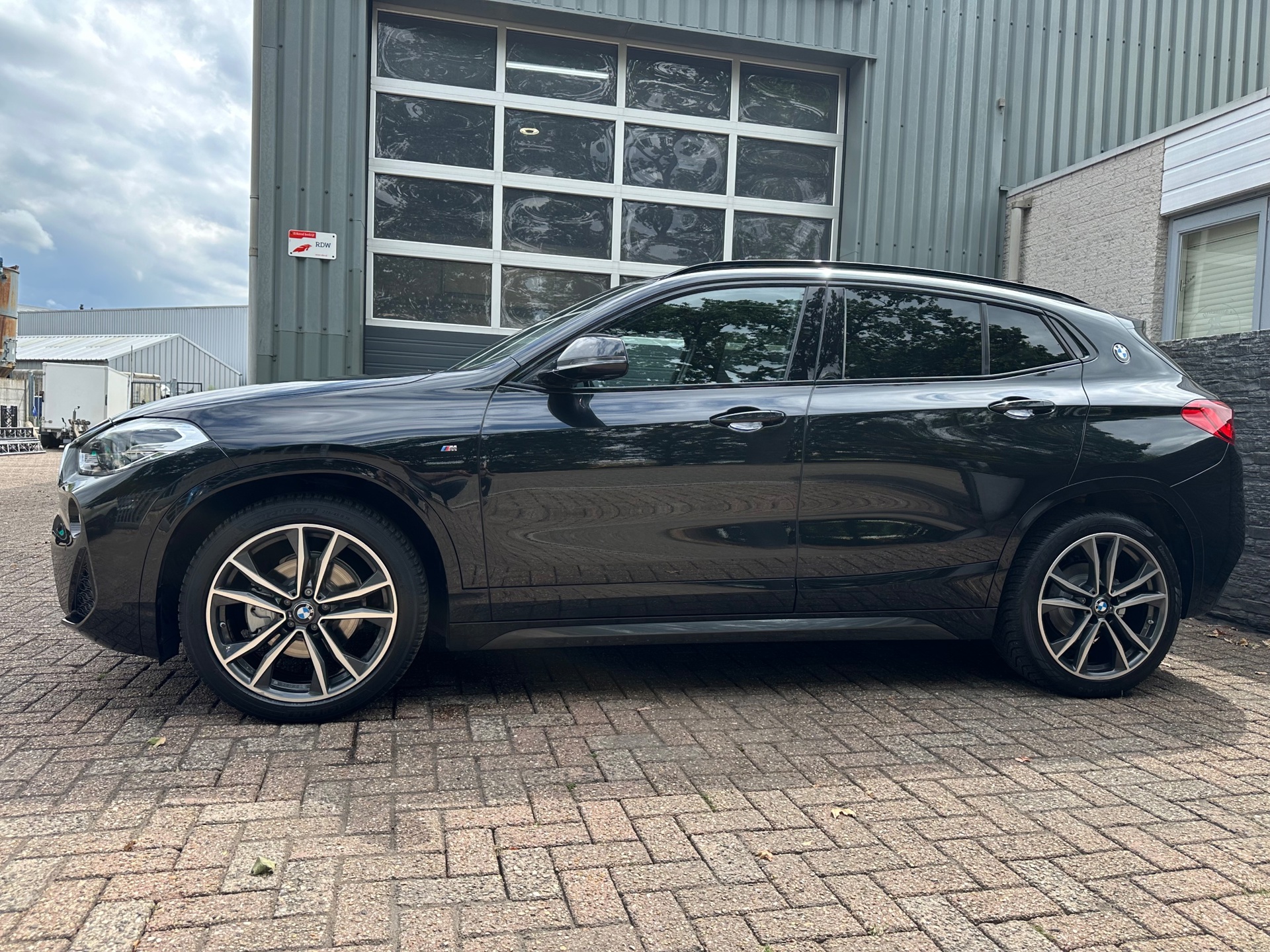 Foto van BMW X2 Sdrive18i