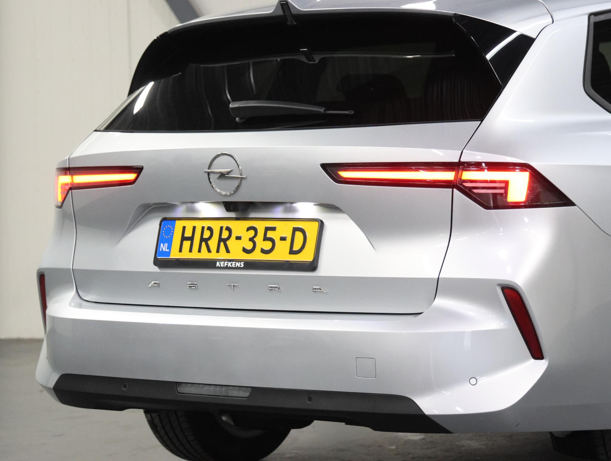Foto van Opel Astra Sports Tourer