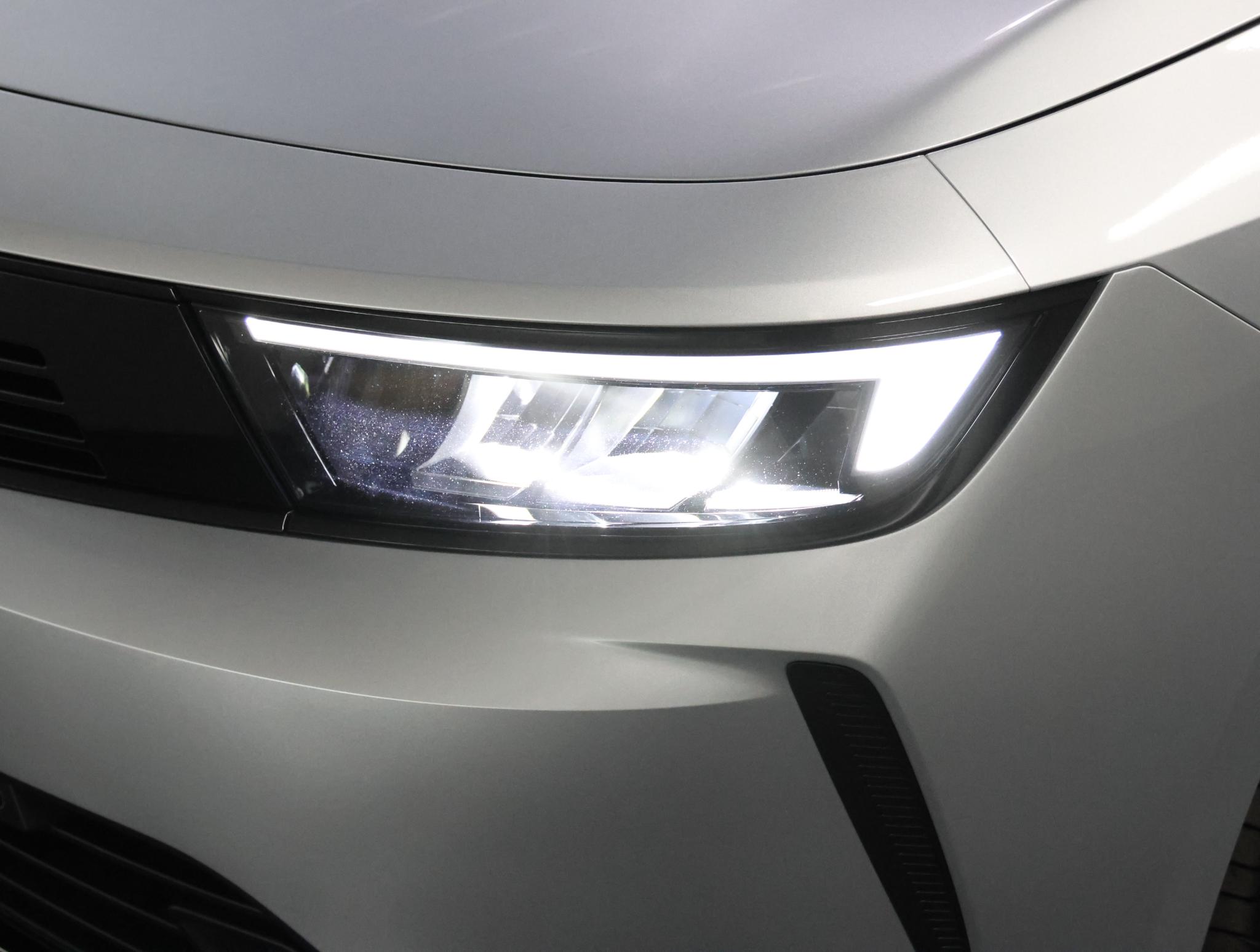 Foto van Opel Astra Sports Tourer