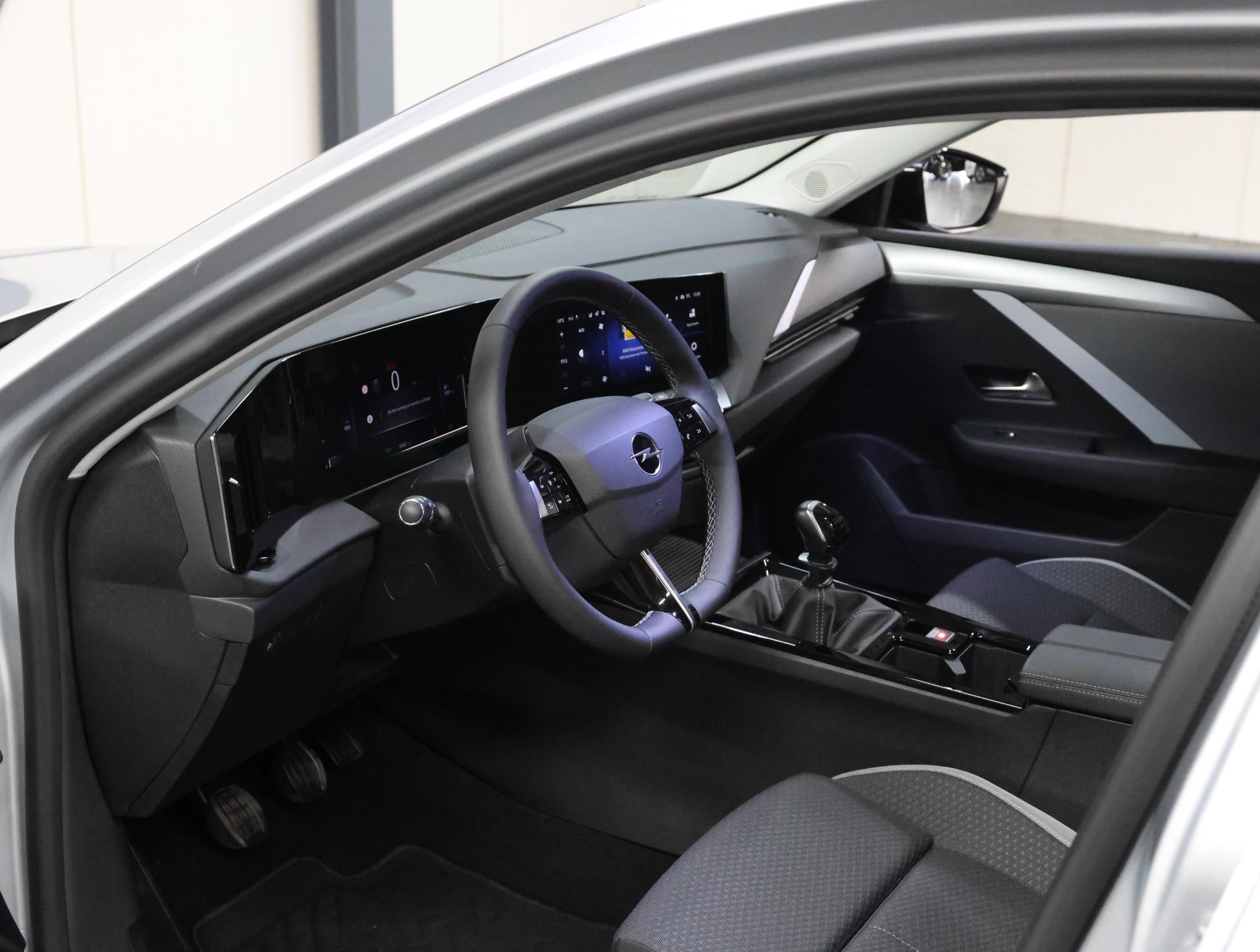 Foto van Opel Astra Sports Tourer