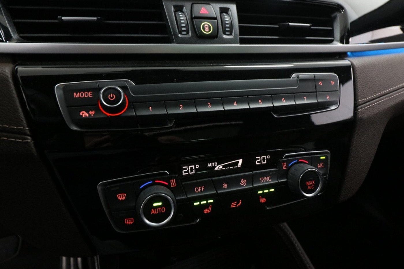 Foto van BMW X2 Xdrive25e