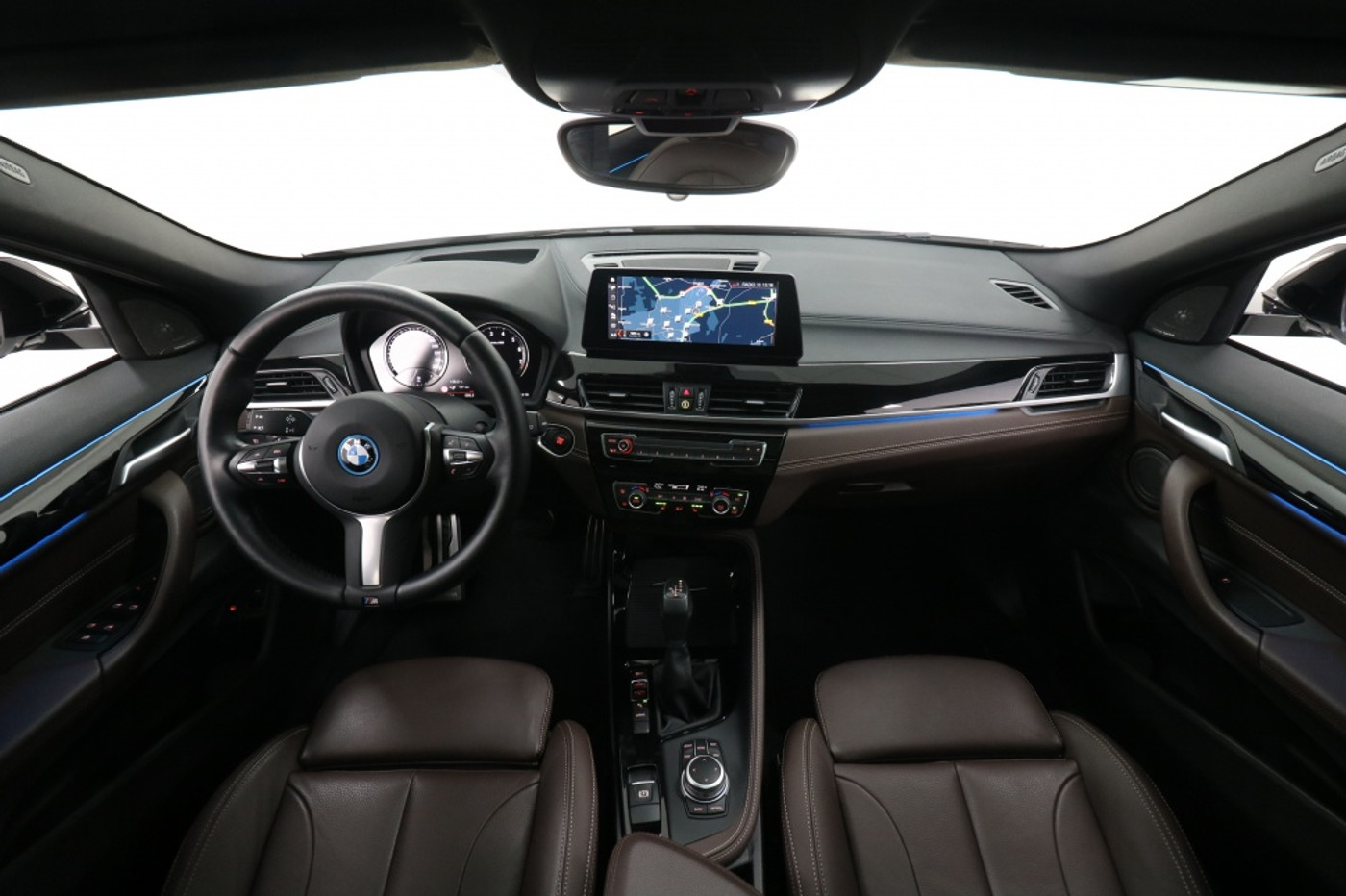 Foto van BMW X2 Xdrive25e