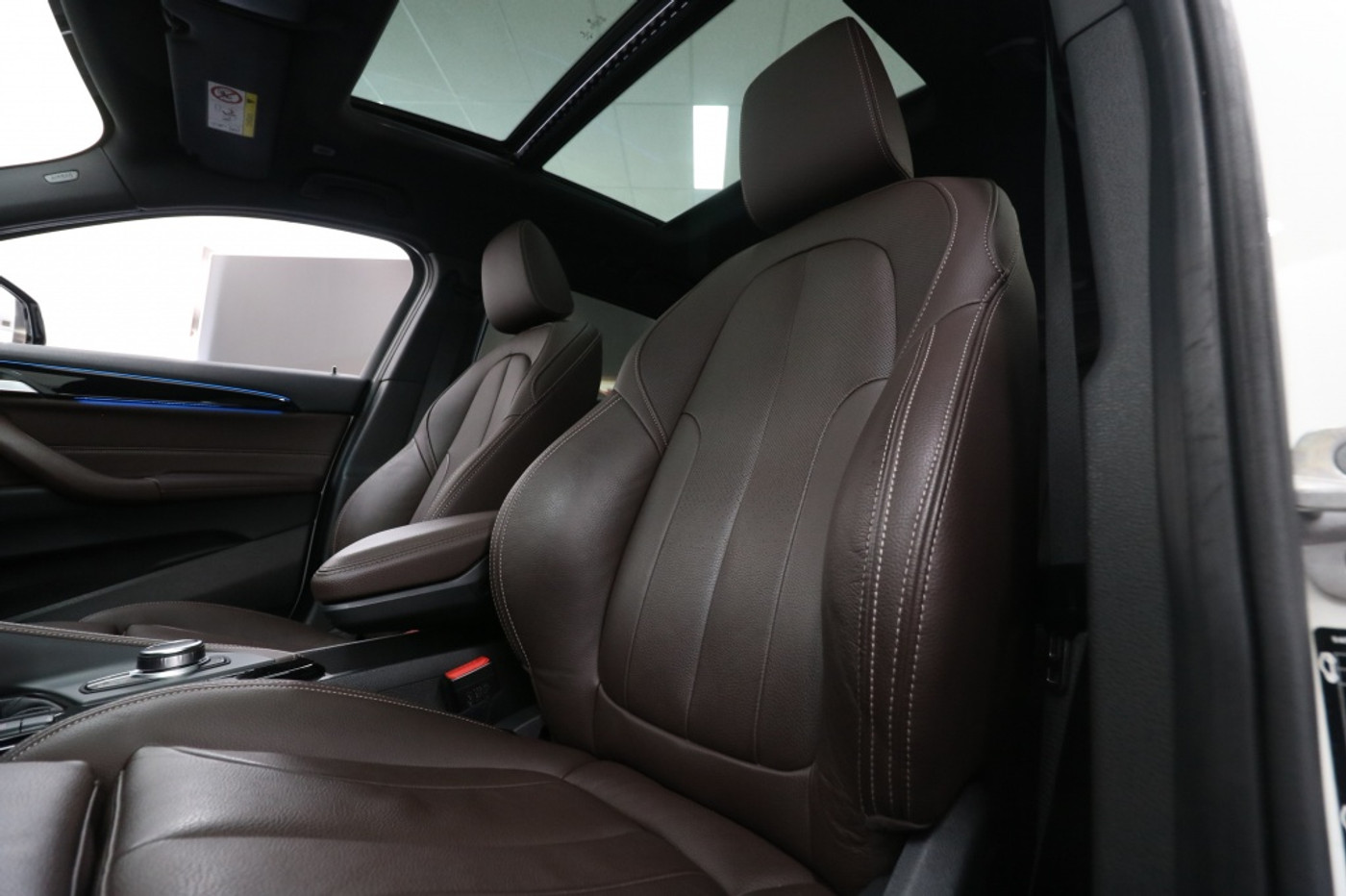 Foto van BMW X2 Xdrive25e