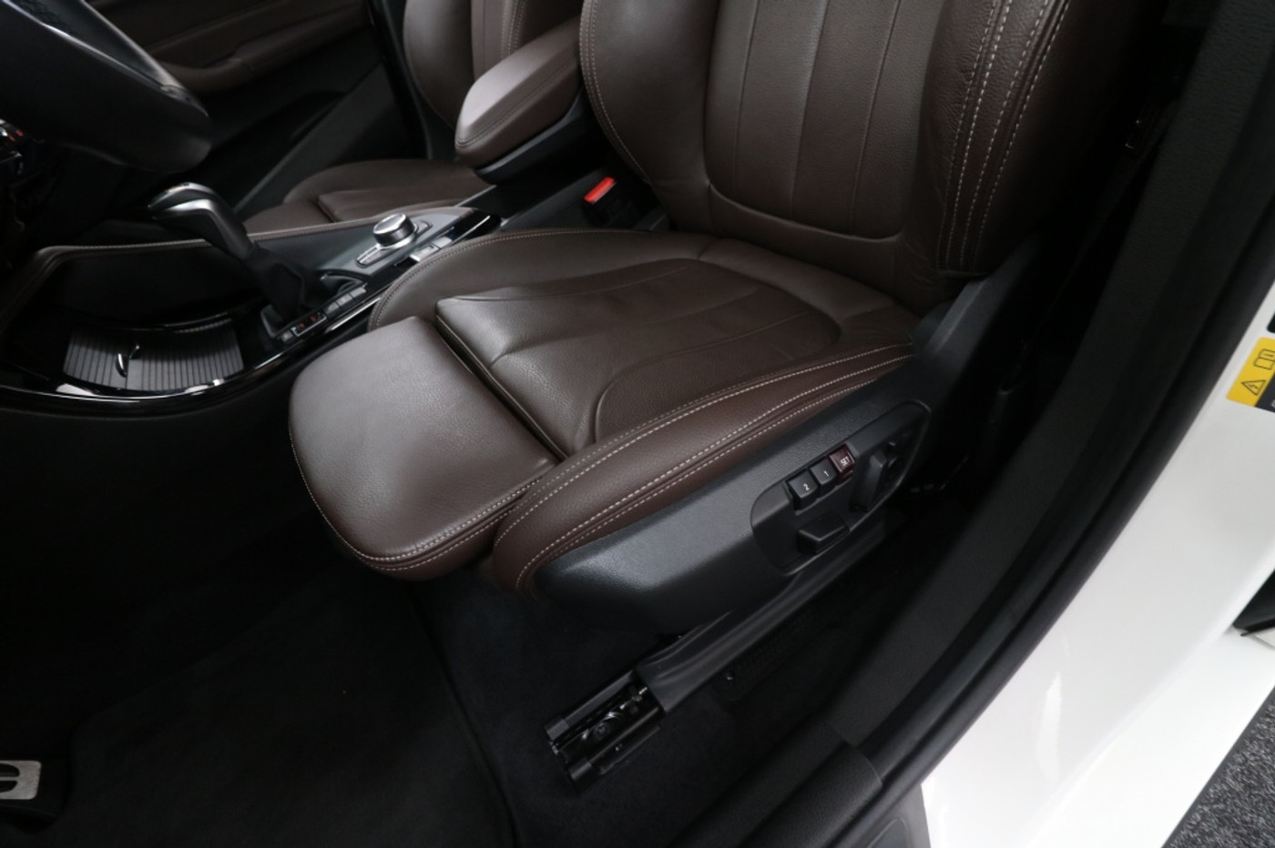 Foto van BMW X2 Xdrive25e