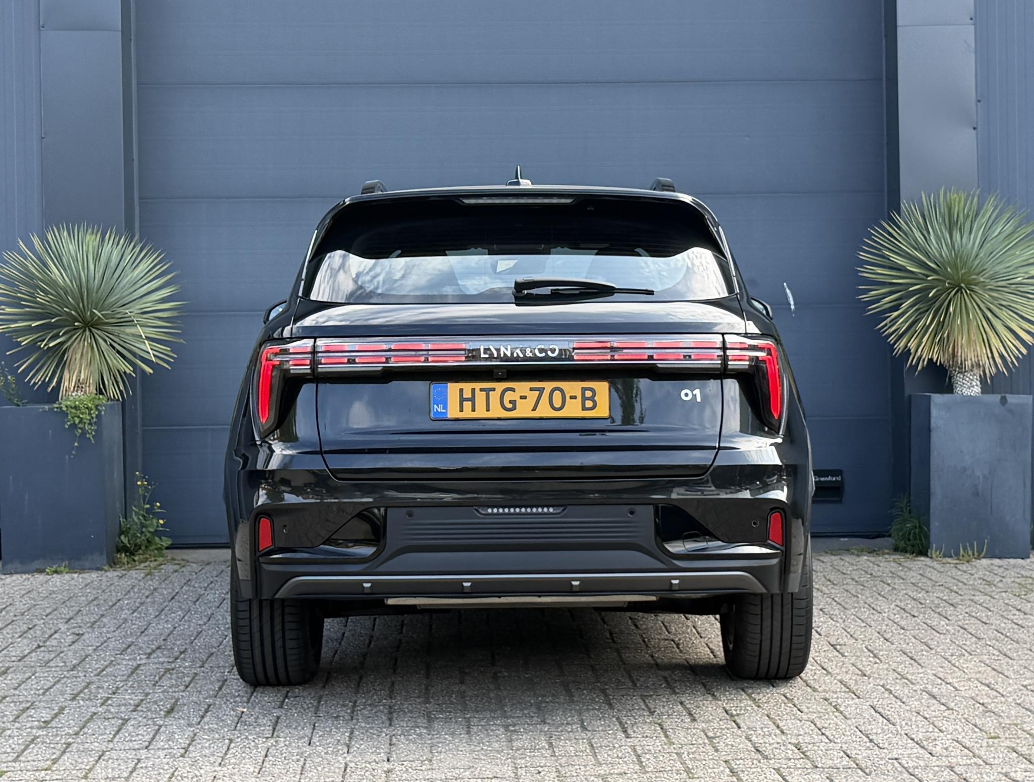 Foto van Lynk&co LYNK & Co 01