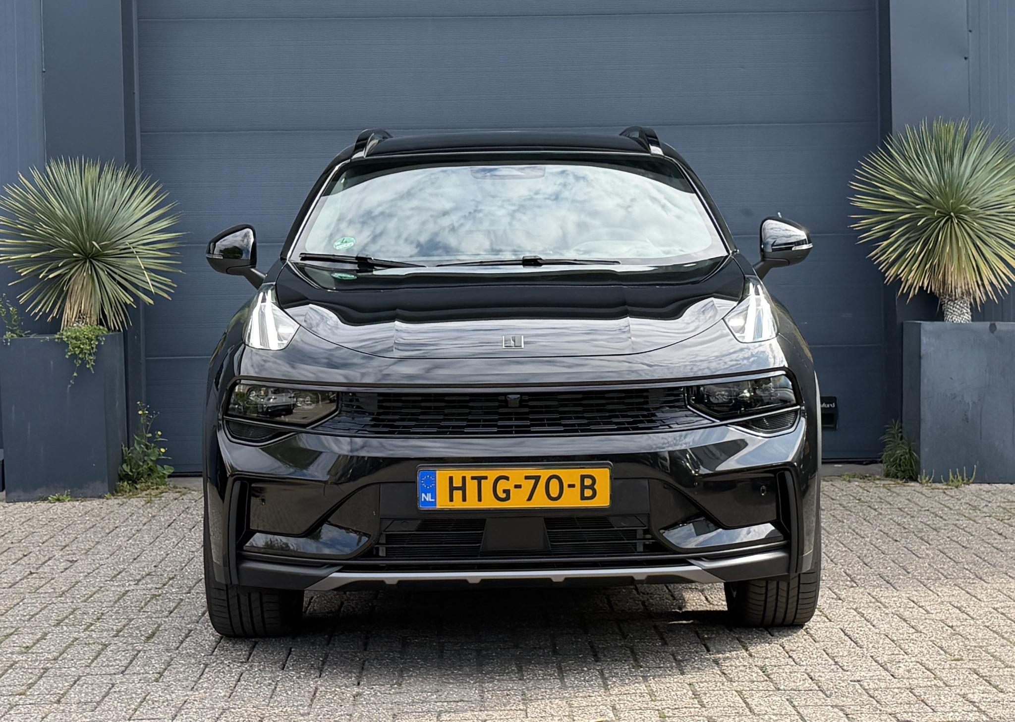 Foto van Lynk&co LYNK & Co 01