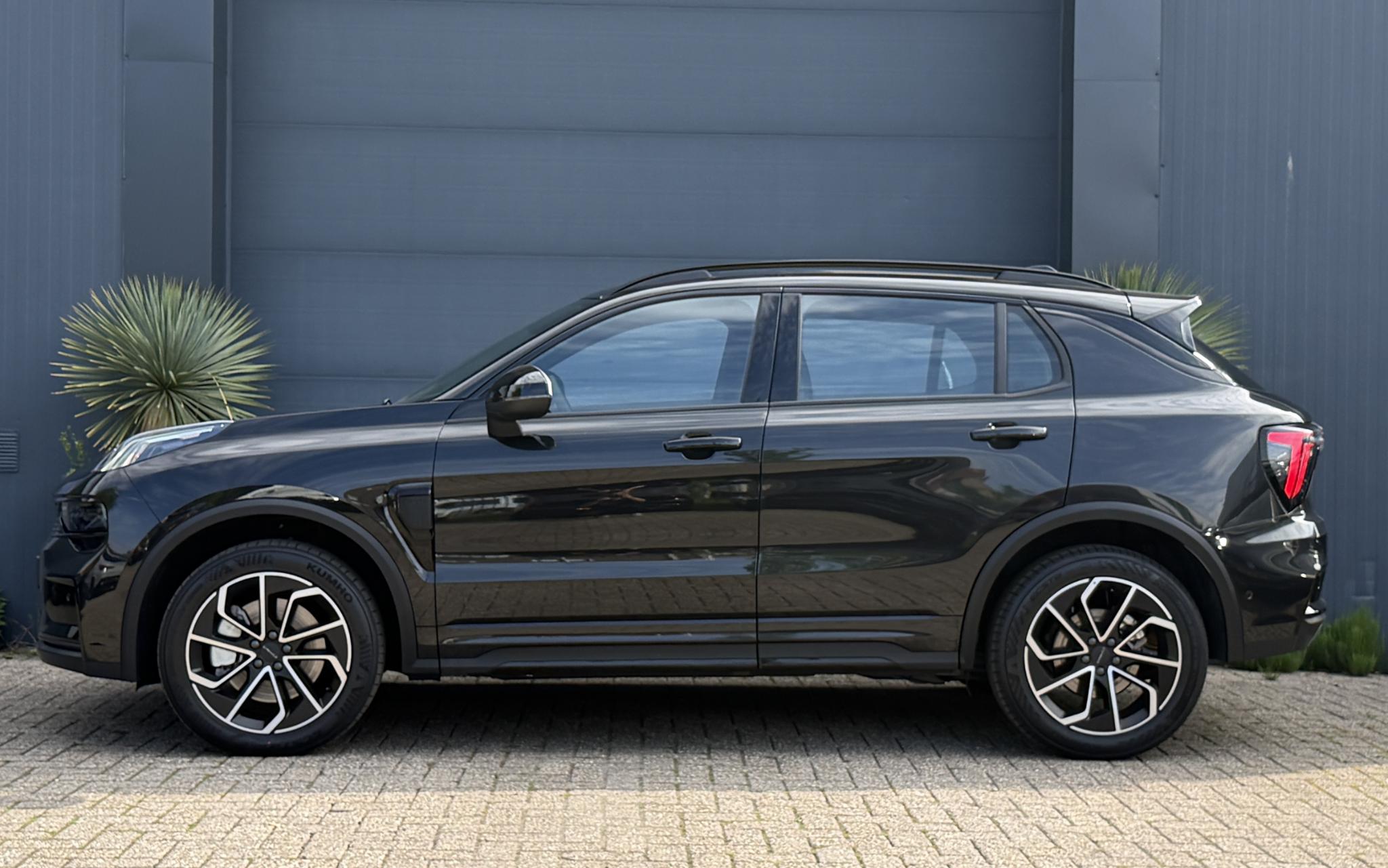 Foto van Lynk&co LYNK & Co 01