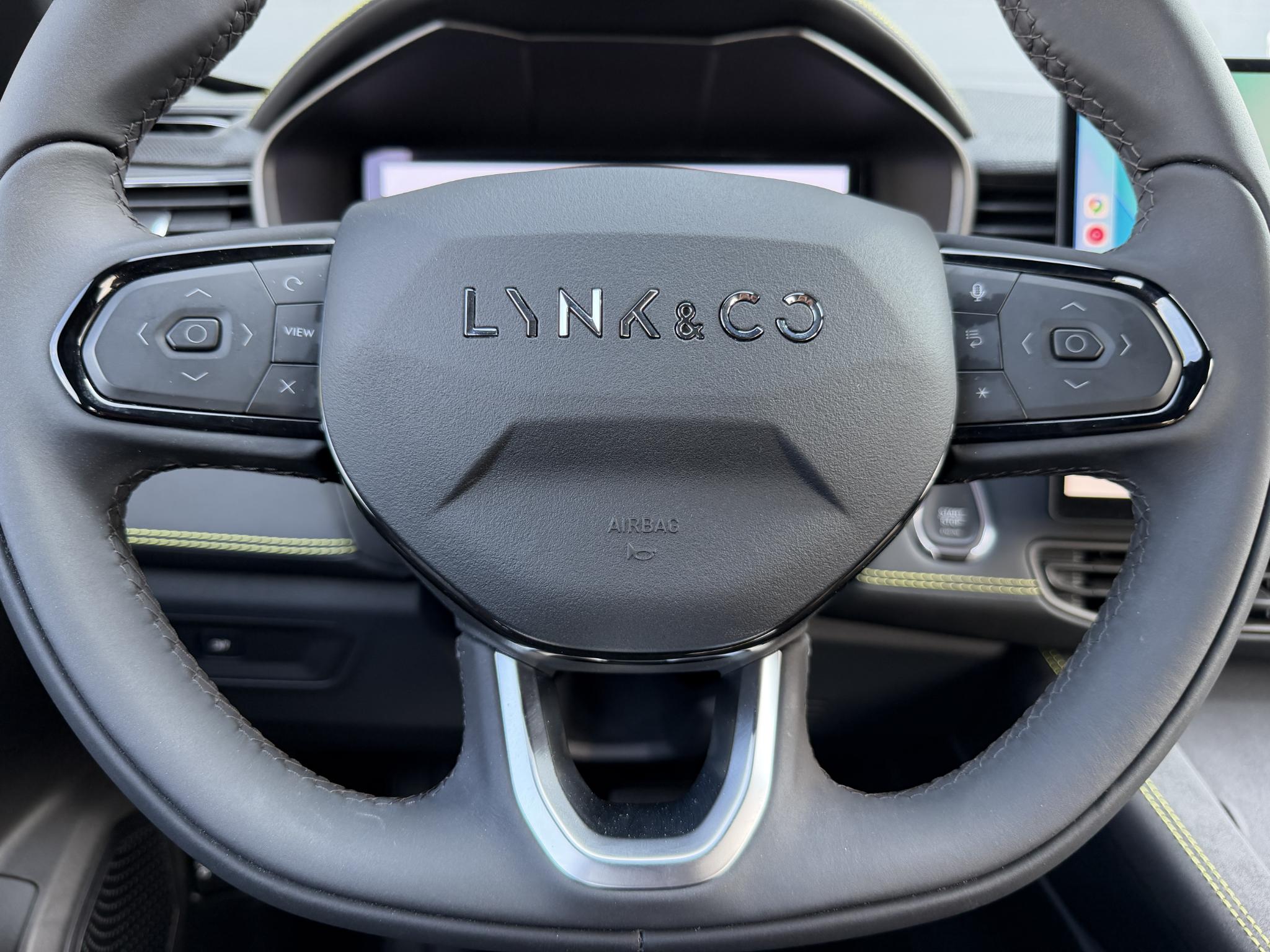 Foto van Lynk&co LYNK & Co 01