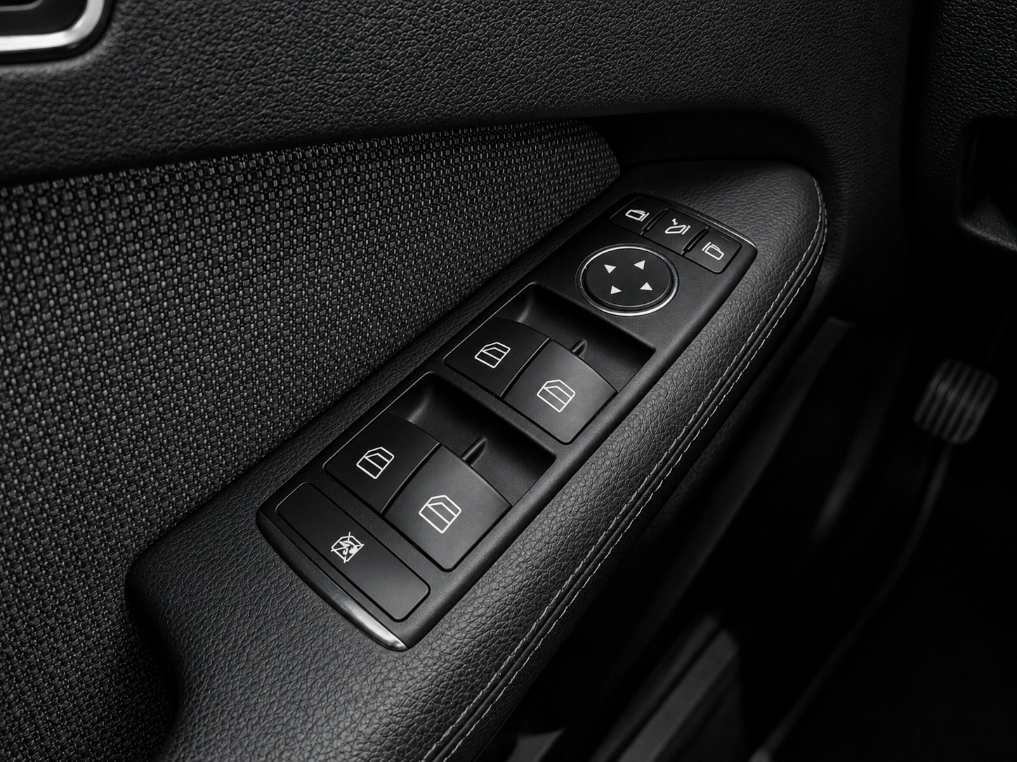 Foto van Mercedes-Benz E 250 Cgi