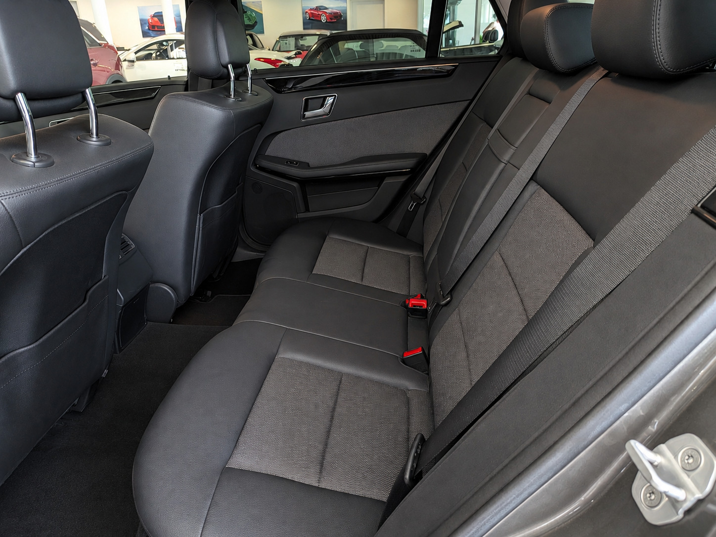 Foto van Mercedes-Benz E 250 Cgi