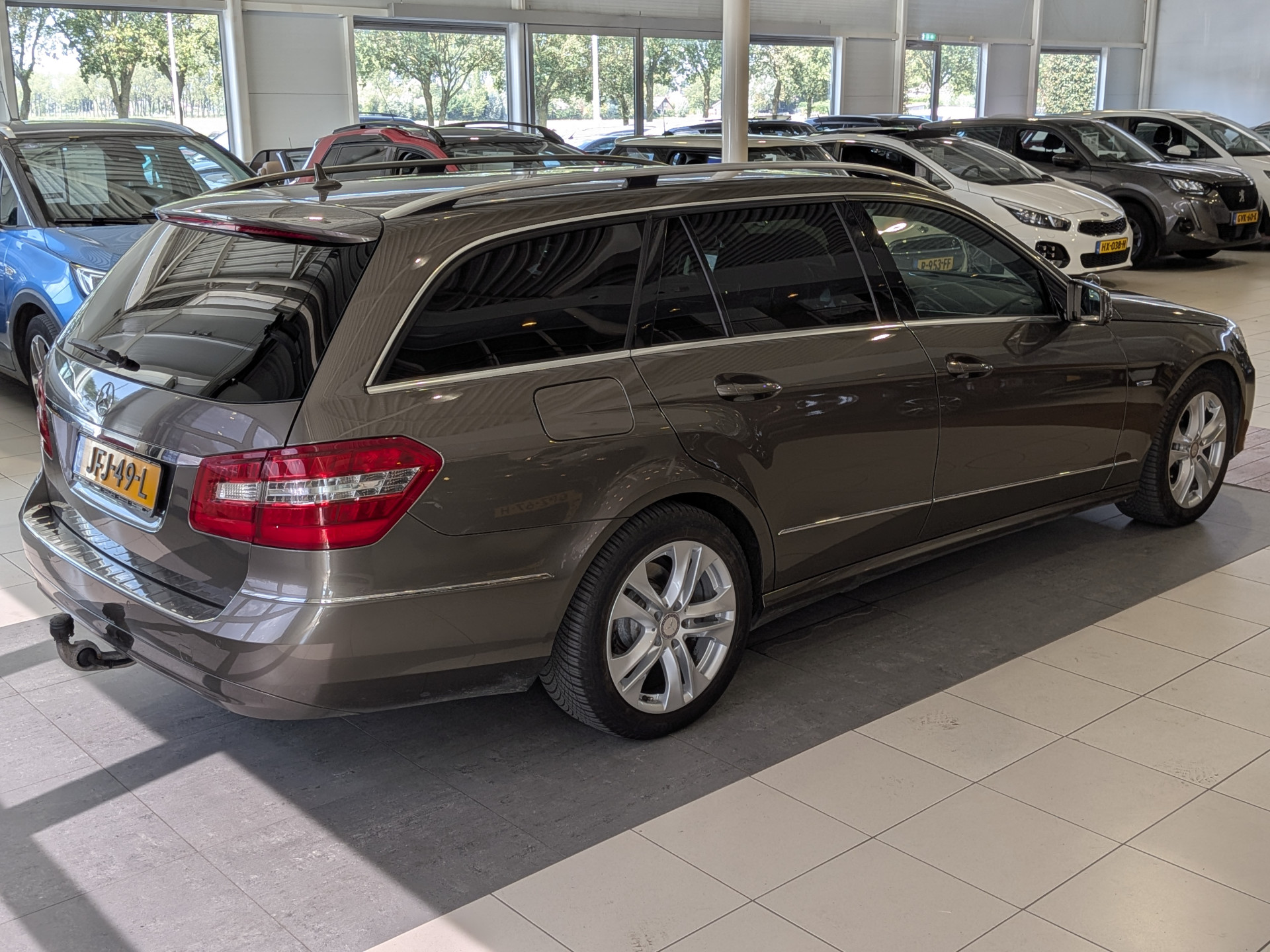 Foto van Mercedes-Benz E 250 Cgi