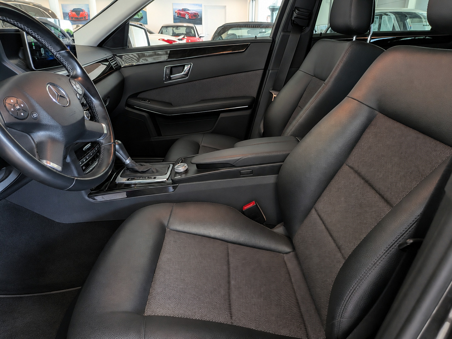 Foto van Mercedes-Benz E 250 Cgi