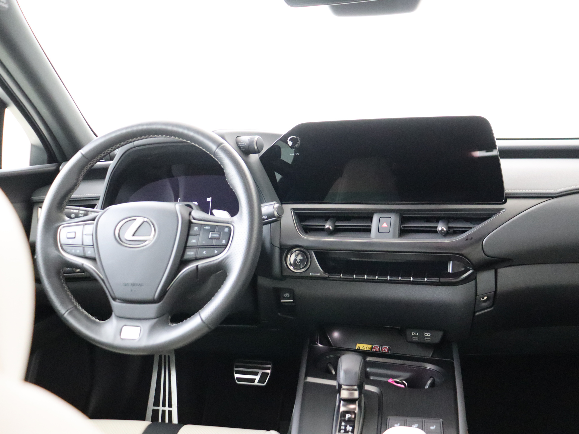 Foto van Lexus Lexus Ux300h