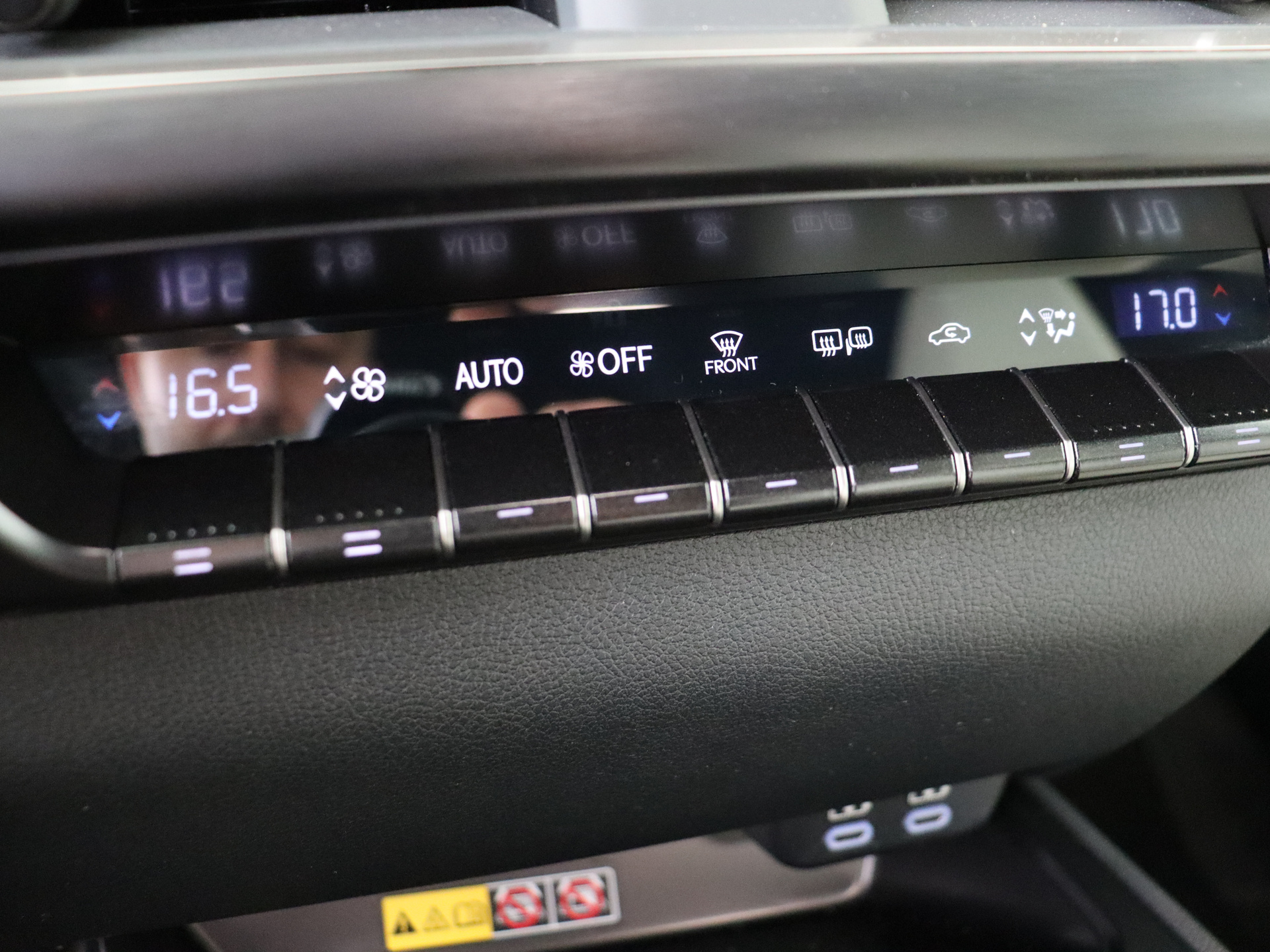 Foto van Lexus Lexus Ux300h