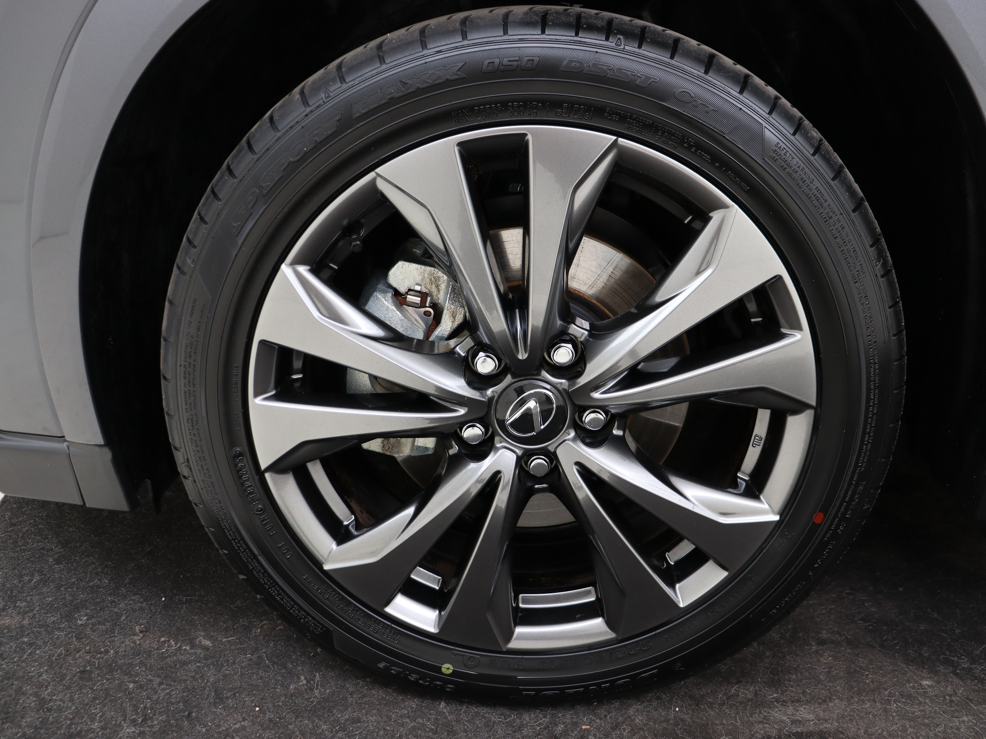 Foto van Lexus Lexus Ux300h