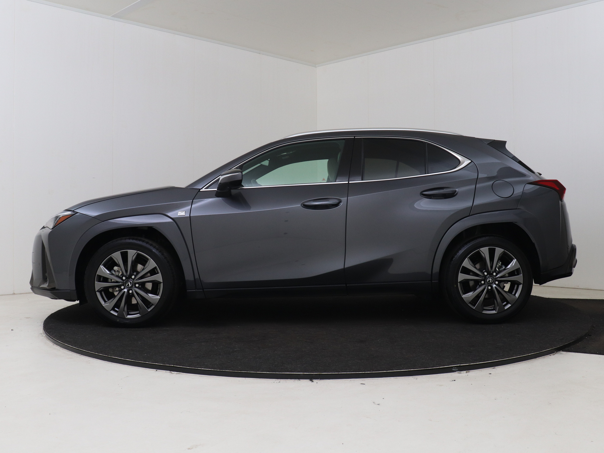 Foto van Lexus Lexus Ux300h