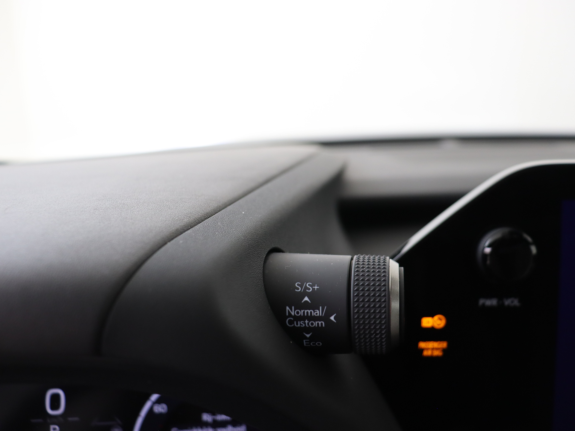 Foto van Lexus Lexus Ux300h
