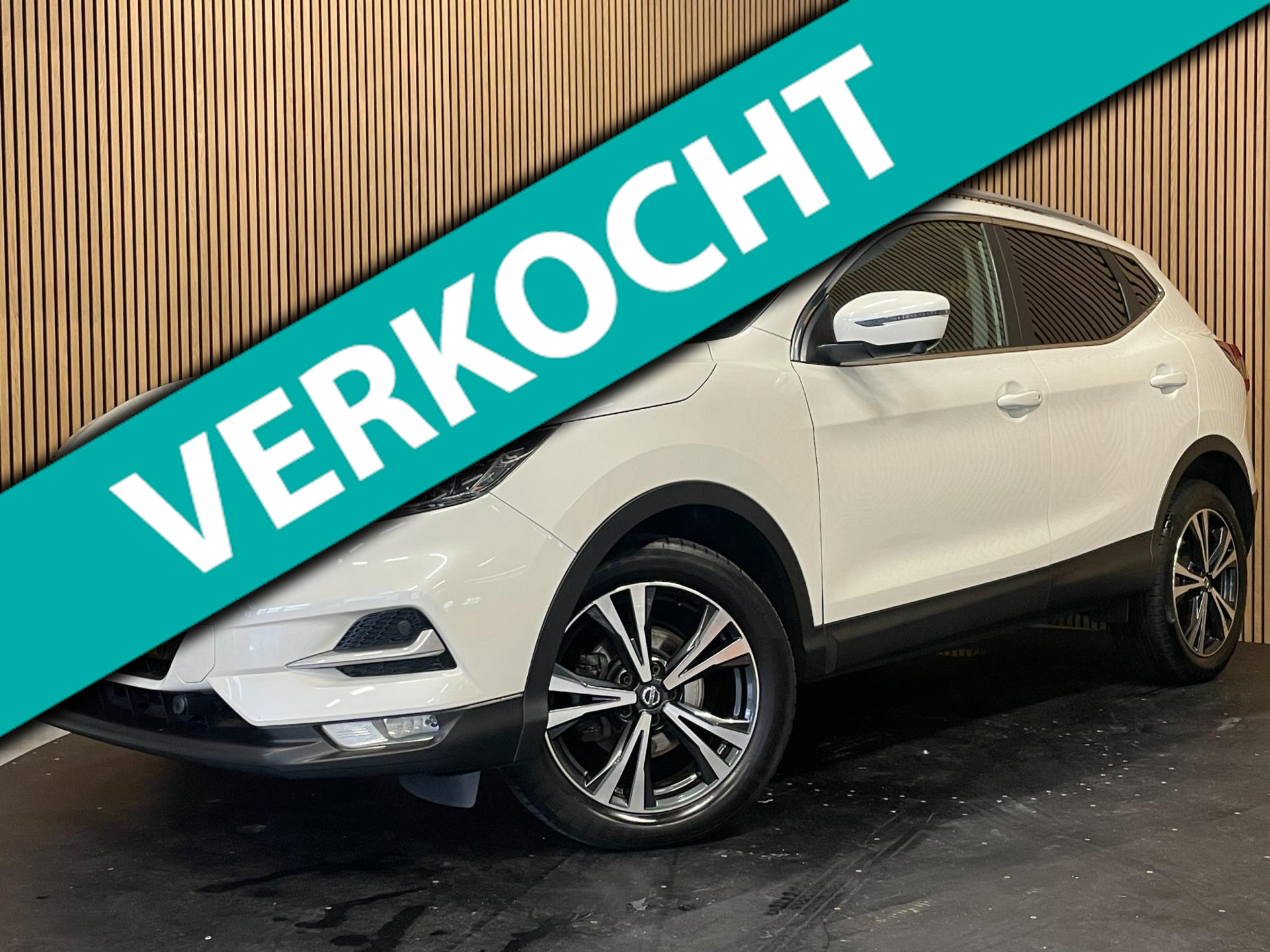 Nissan Qashqai 1.3 DIG-T Business Edition|AUTOMAAT|PANO|NAVI|360 CAMERA|CLIMATE, CRUISE CONTROL|STOELVERW.|PDC|LMV|HOOGZIT| 2020 - voorkant