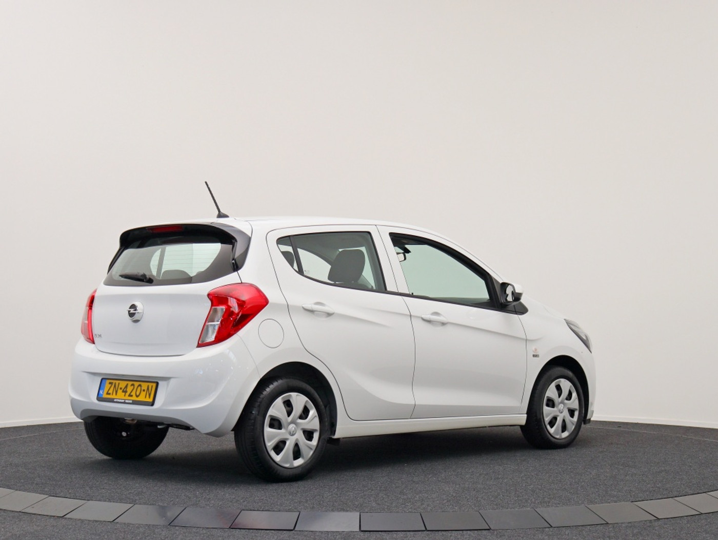 Foto van Opel Karl / Viva