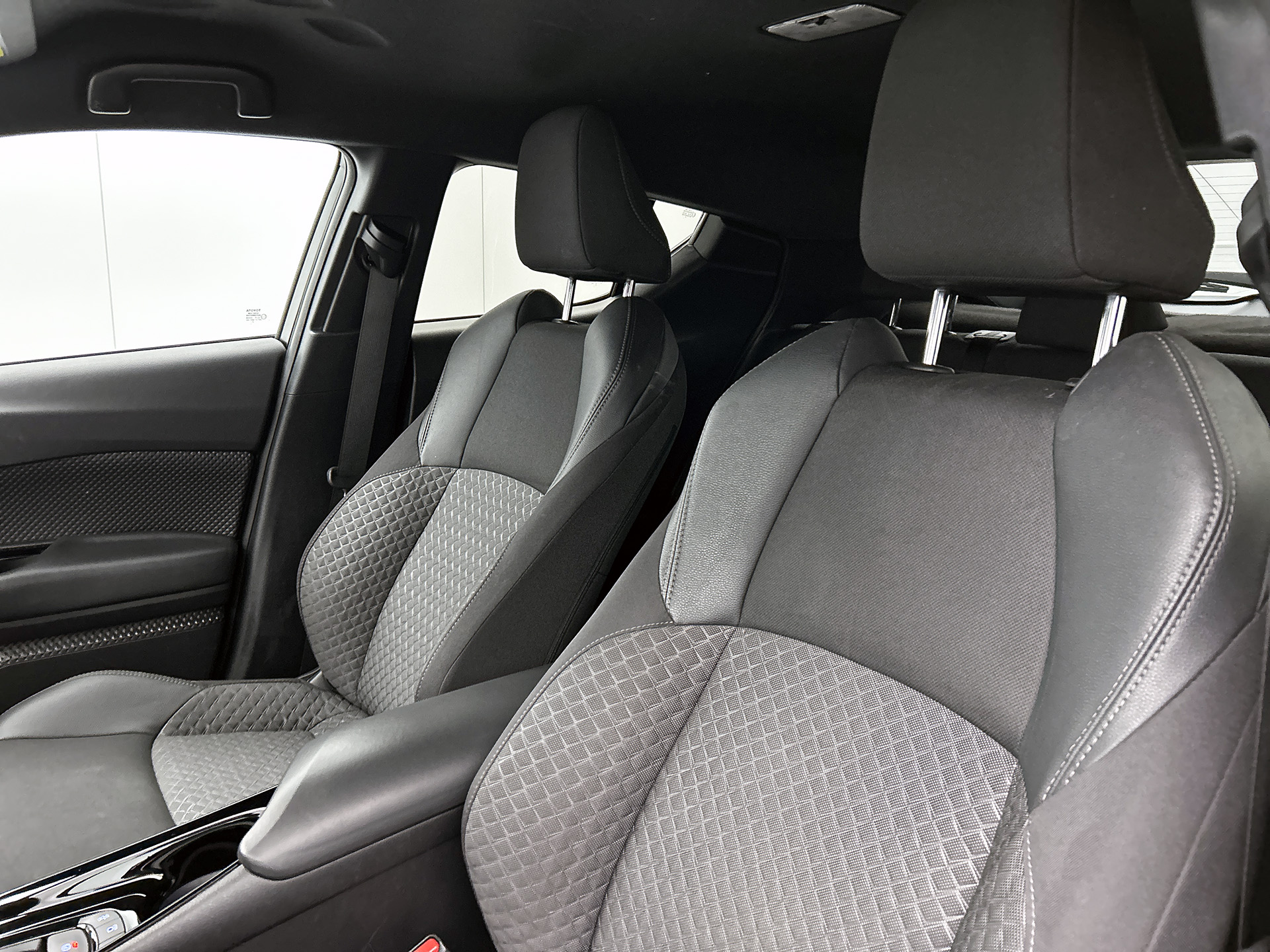 Foto van Toyota Toyota C-hr