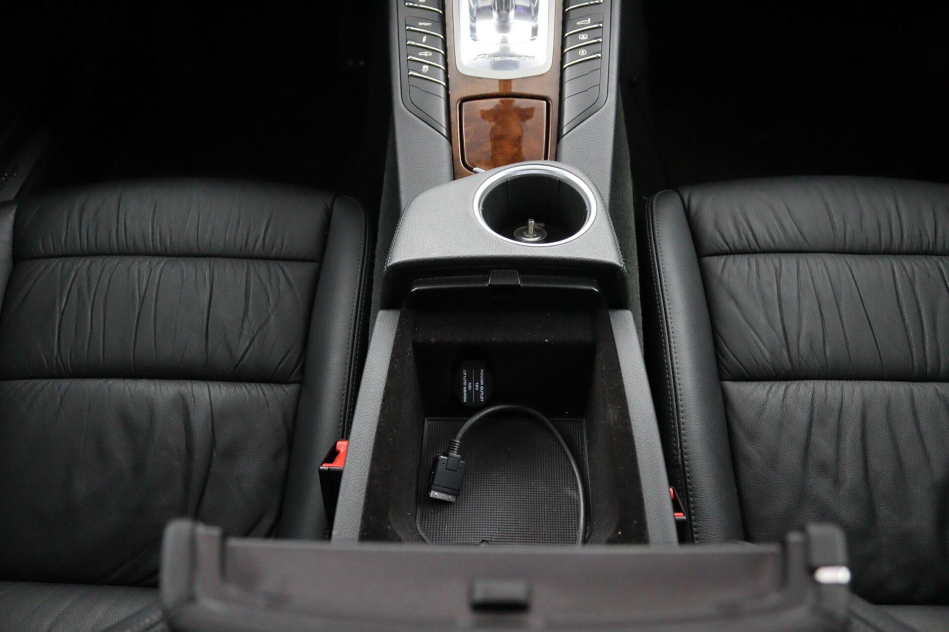 Foto van Porsche Panamera S
