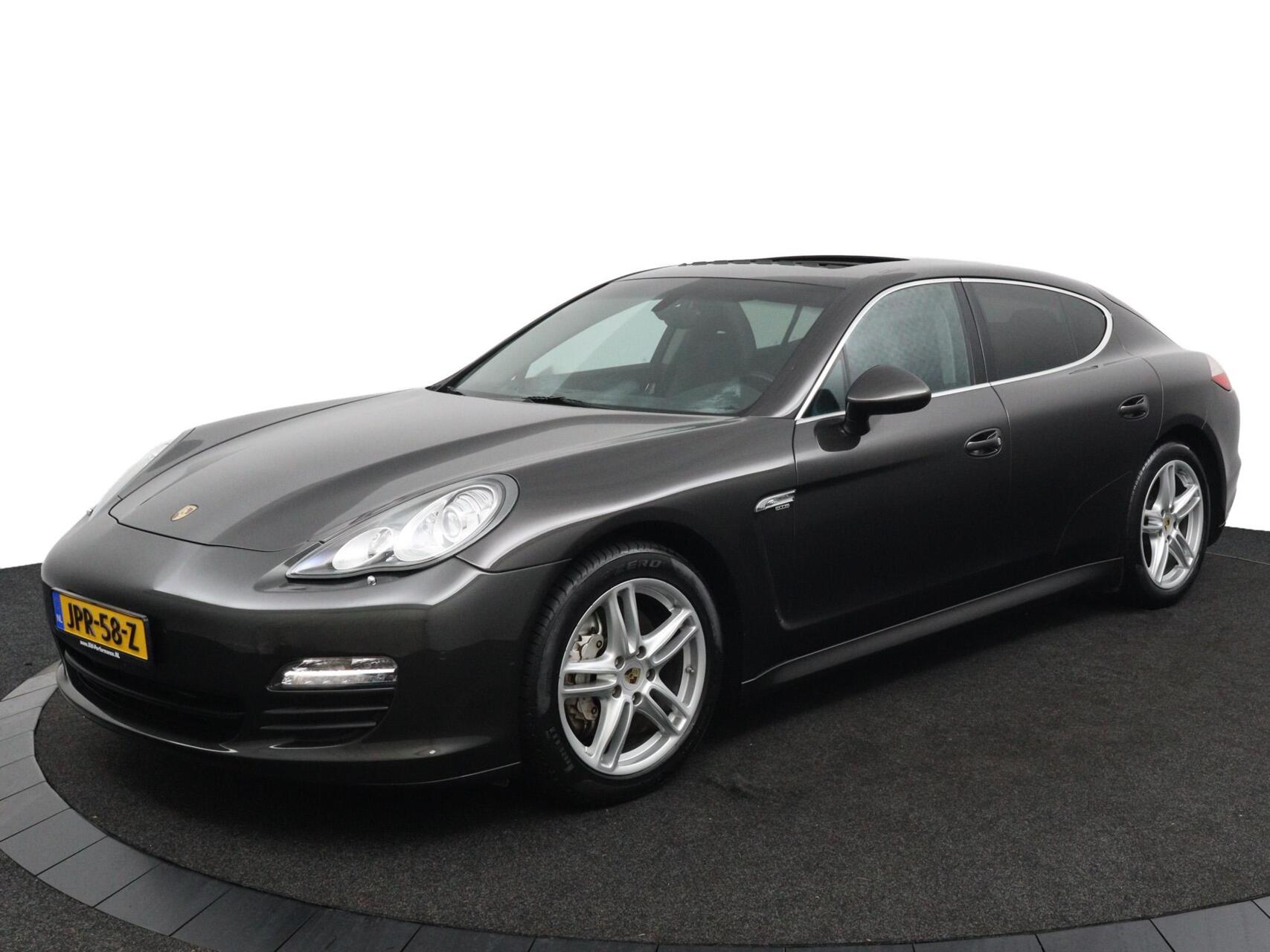 Foto van Porsche Panamera S