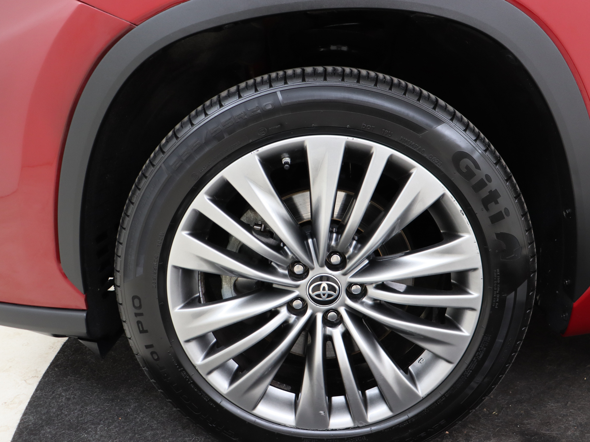 Foto van Toyota Toyota Highlander