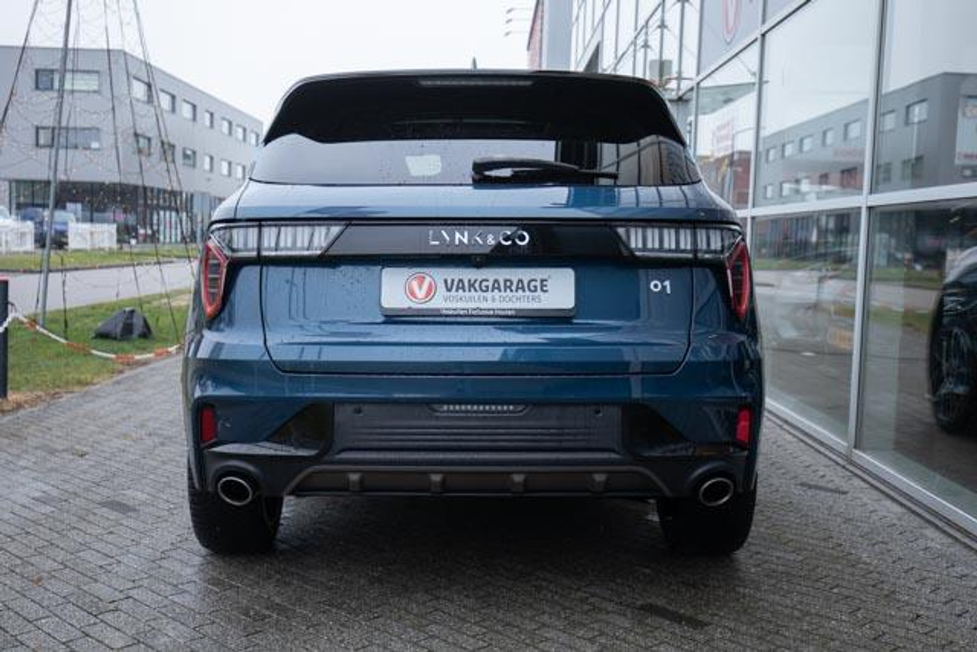 Foto van LYNK & Co 01