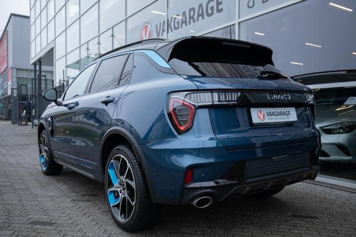 Foto van LYNK & Co 01
