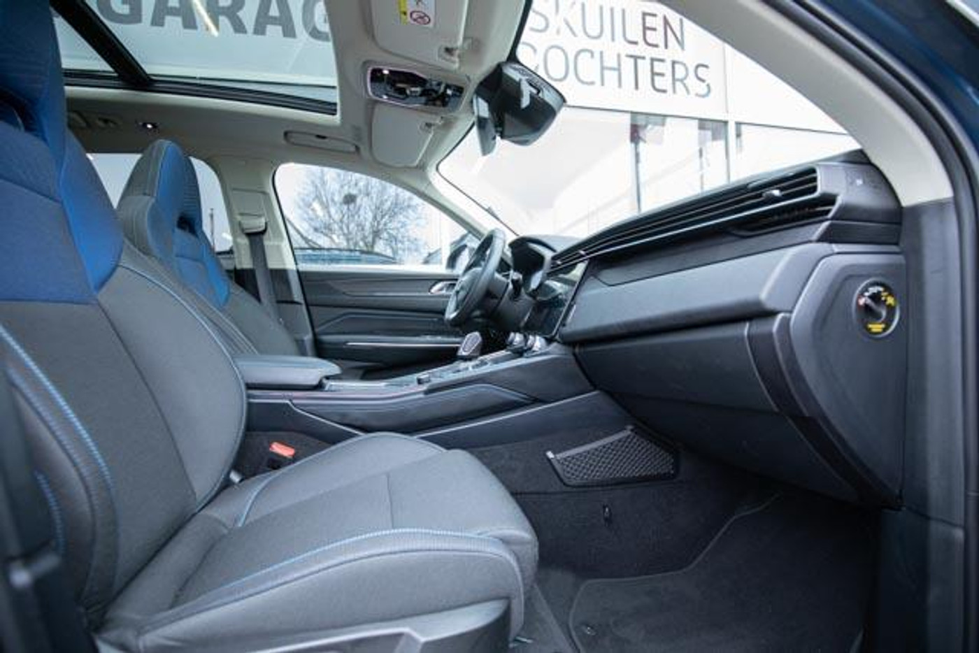 Foto van LYNK & Co 01