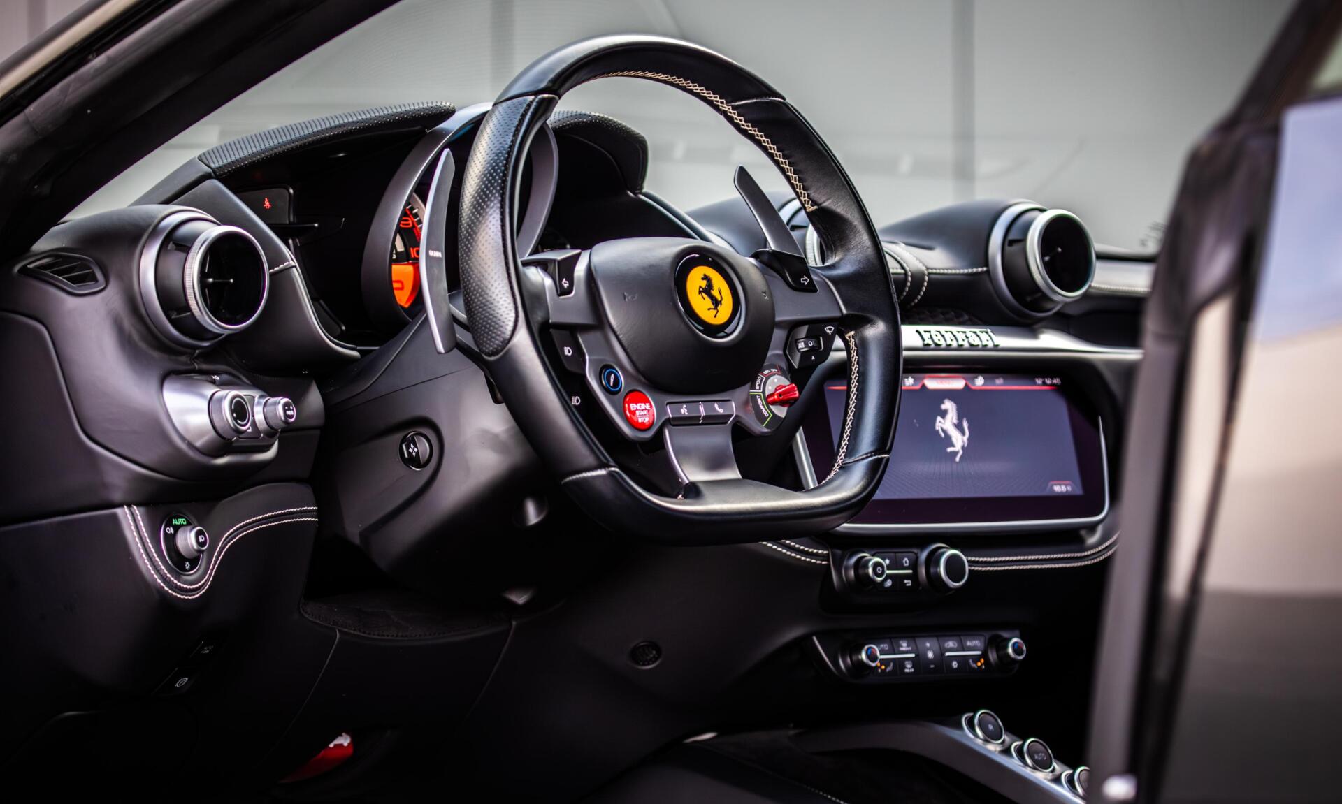 Foto van Ferrari Portofino