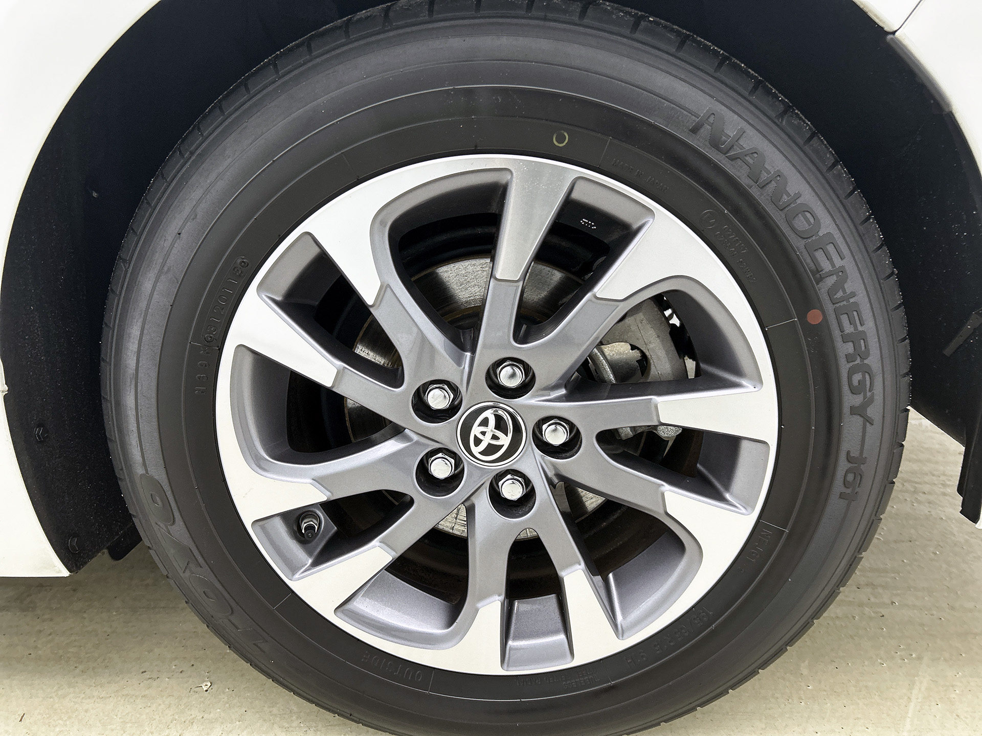 Foto van Toyota Toyota Prius PHV
