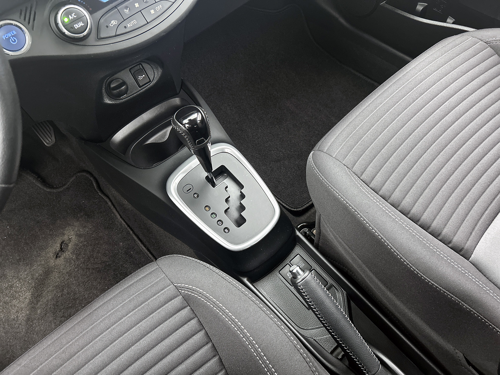 Foto van Toyota Toyota Yaris Hybrid