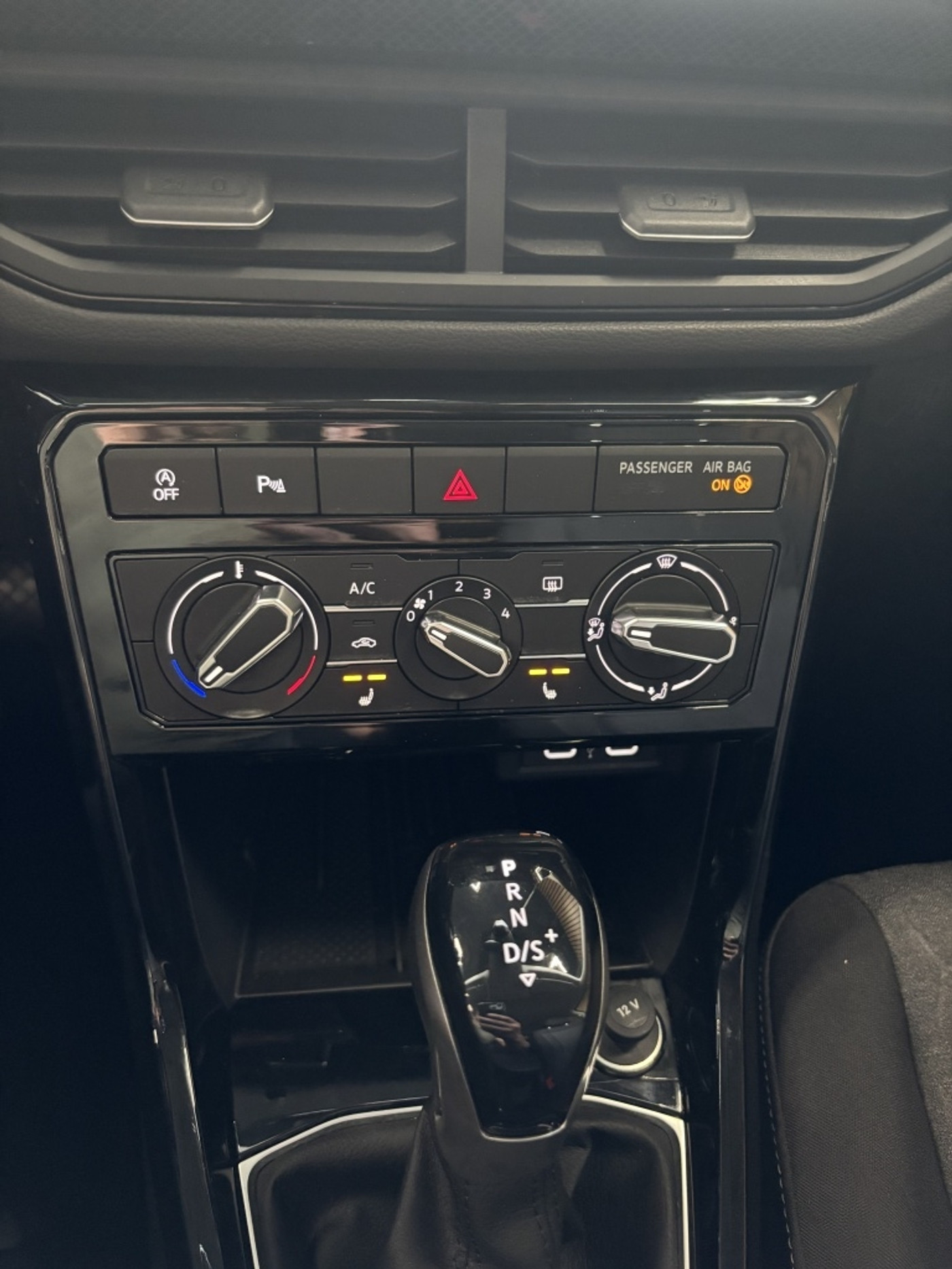 Foto van Volkswagen T-cross