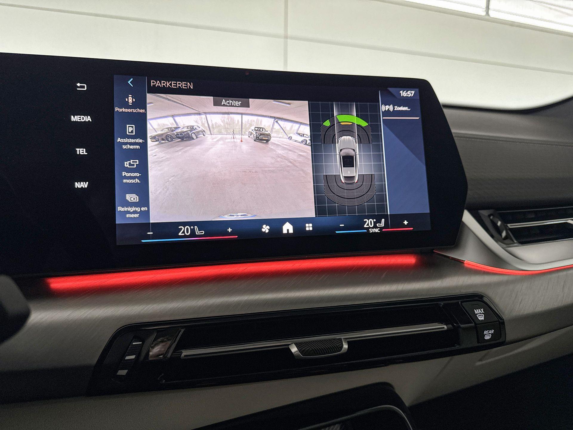 Foto van BMW Ix2 Xdrive30