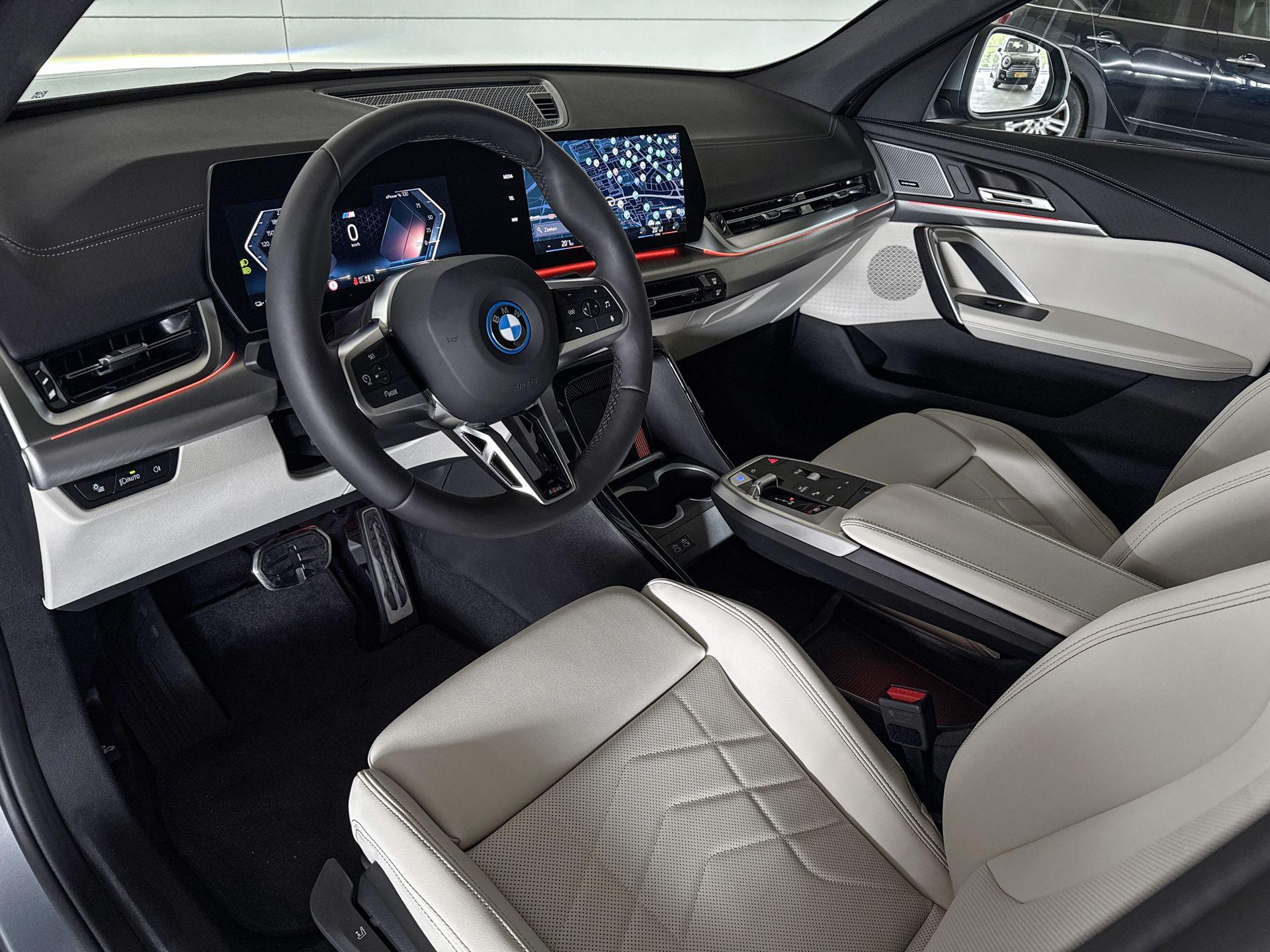 Foto van BMW Ix2 Xdrive30