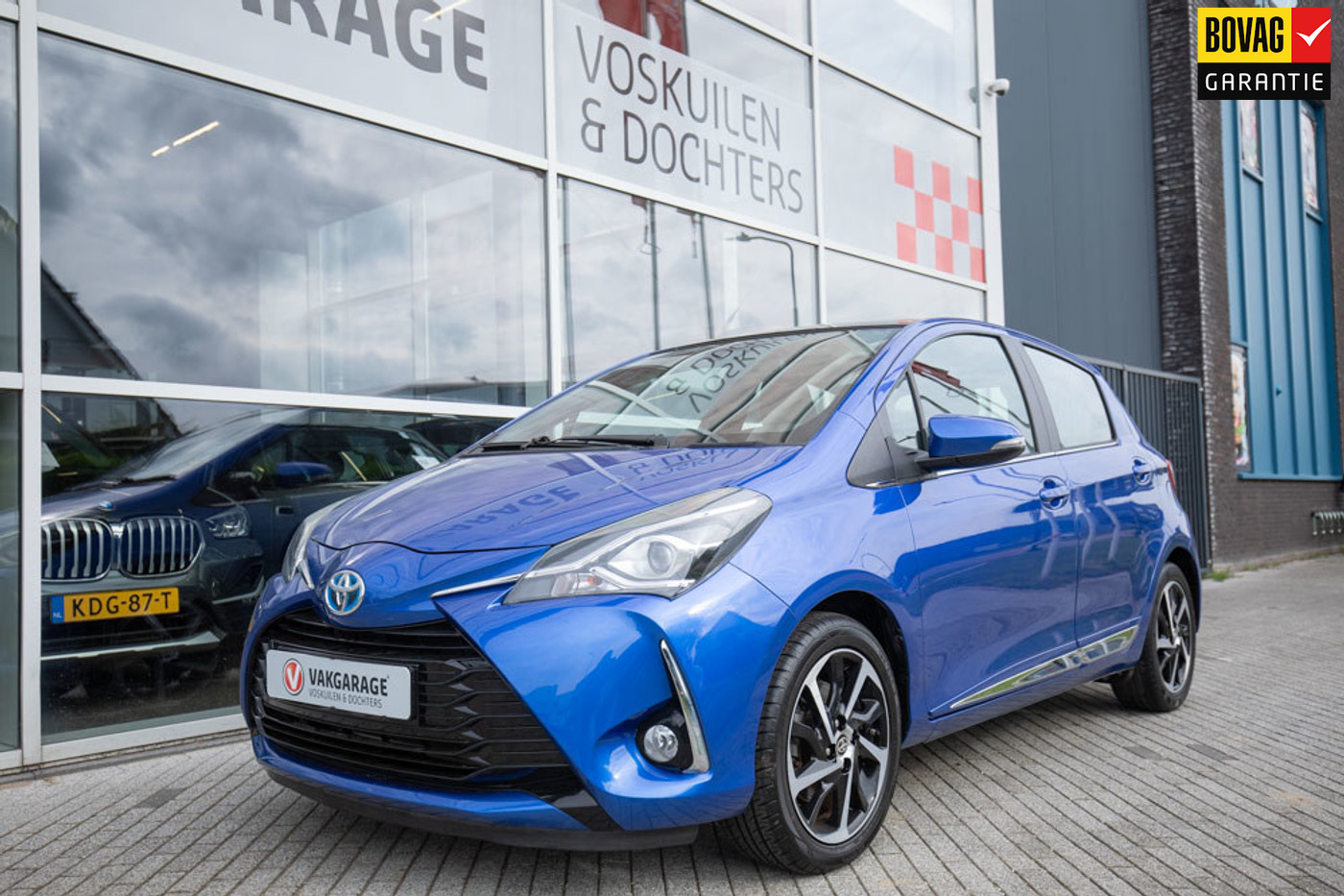 Toyota Toyota Yaris Hybrid 1.5 Hybrid Style | Panoramadak | Camera |Carplay 2019 - voorkant