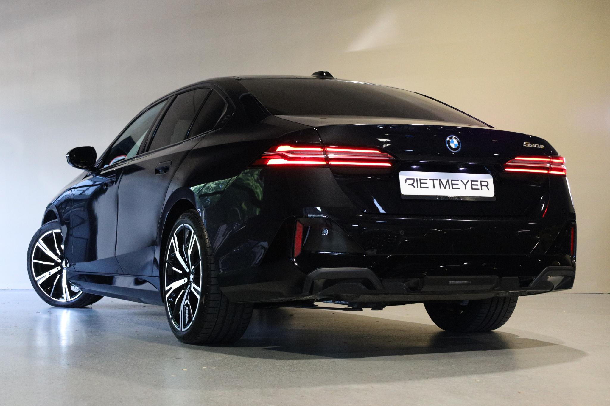 Foto van BMW 530e