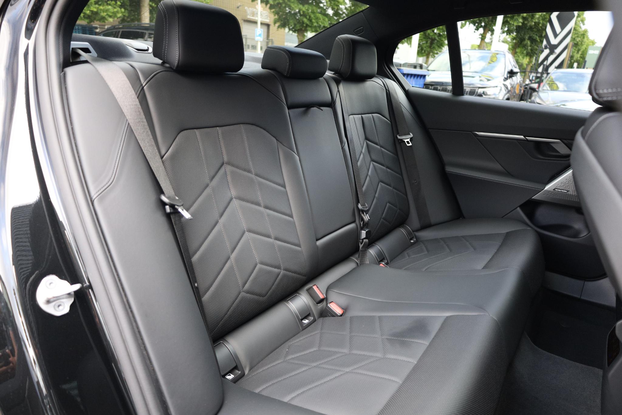 Foto van BMW 530e