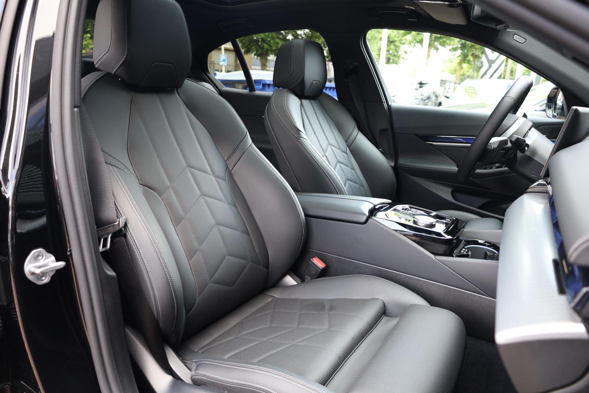 Foto van BMW 530e