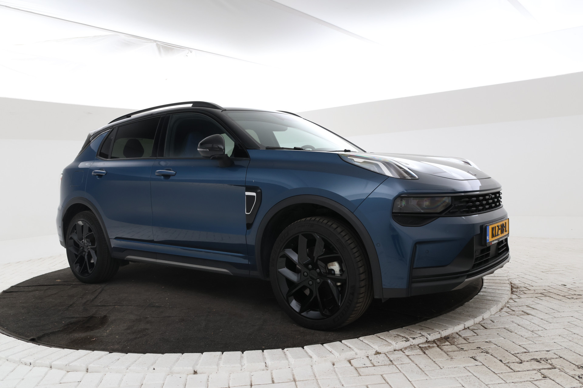 Foto van Lynk&co LYNK & Co 01