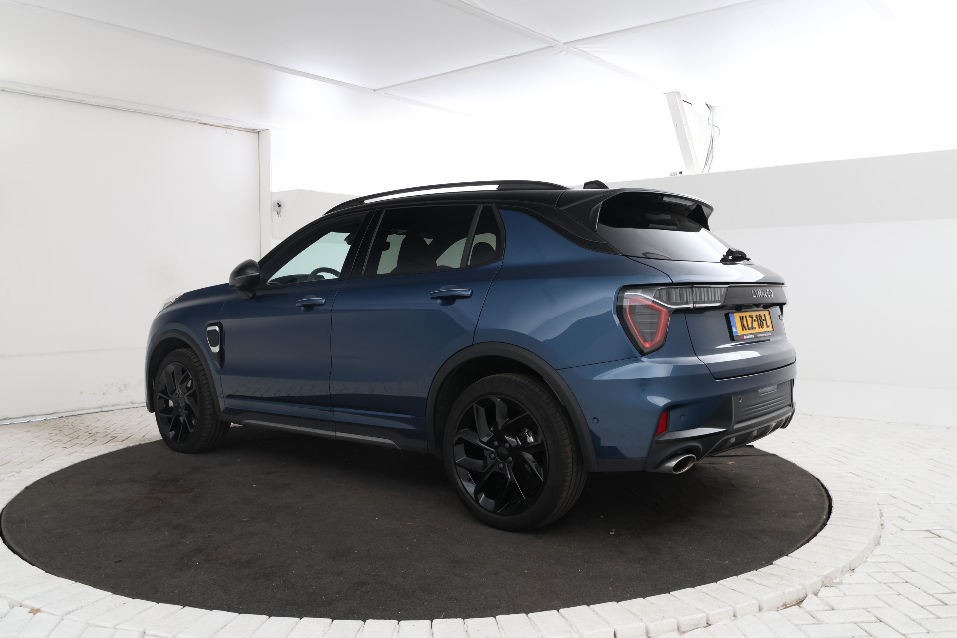 Foto van Lynk&co LYNK & Co 01