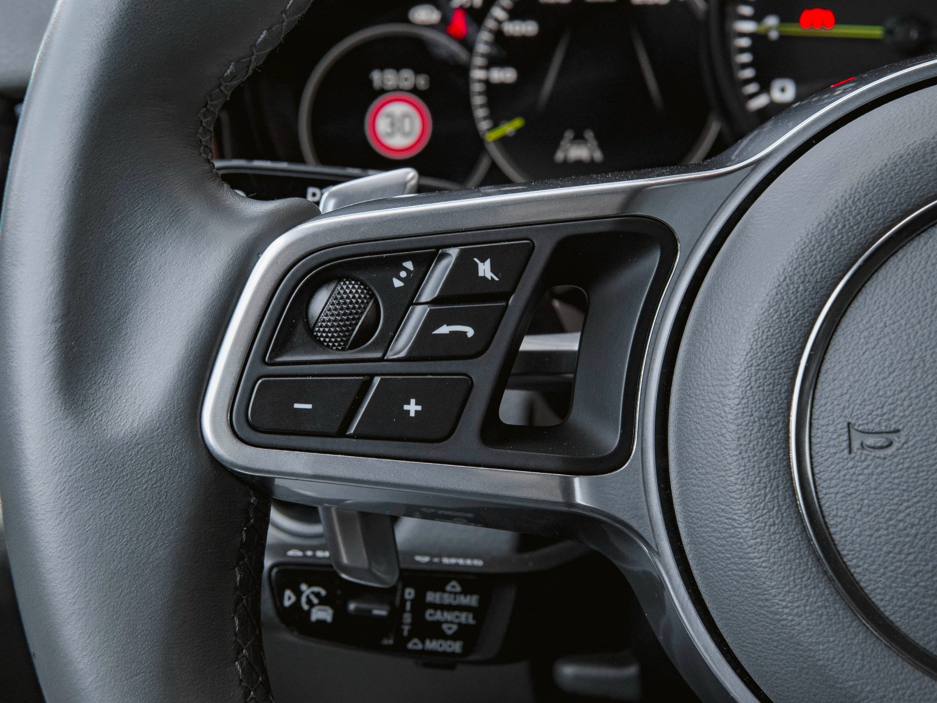 Foto van Porsche Cayenne E-hybrid