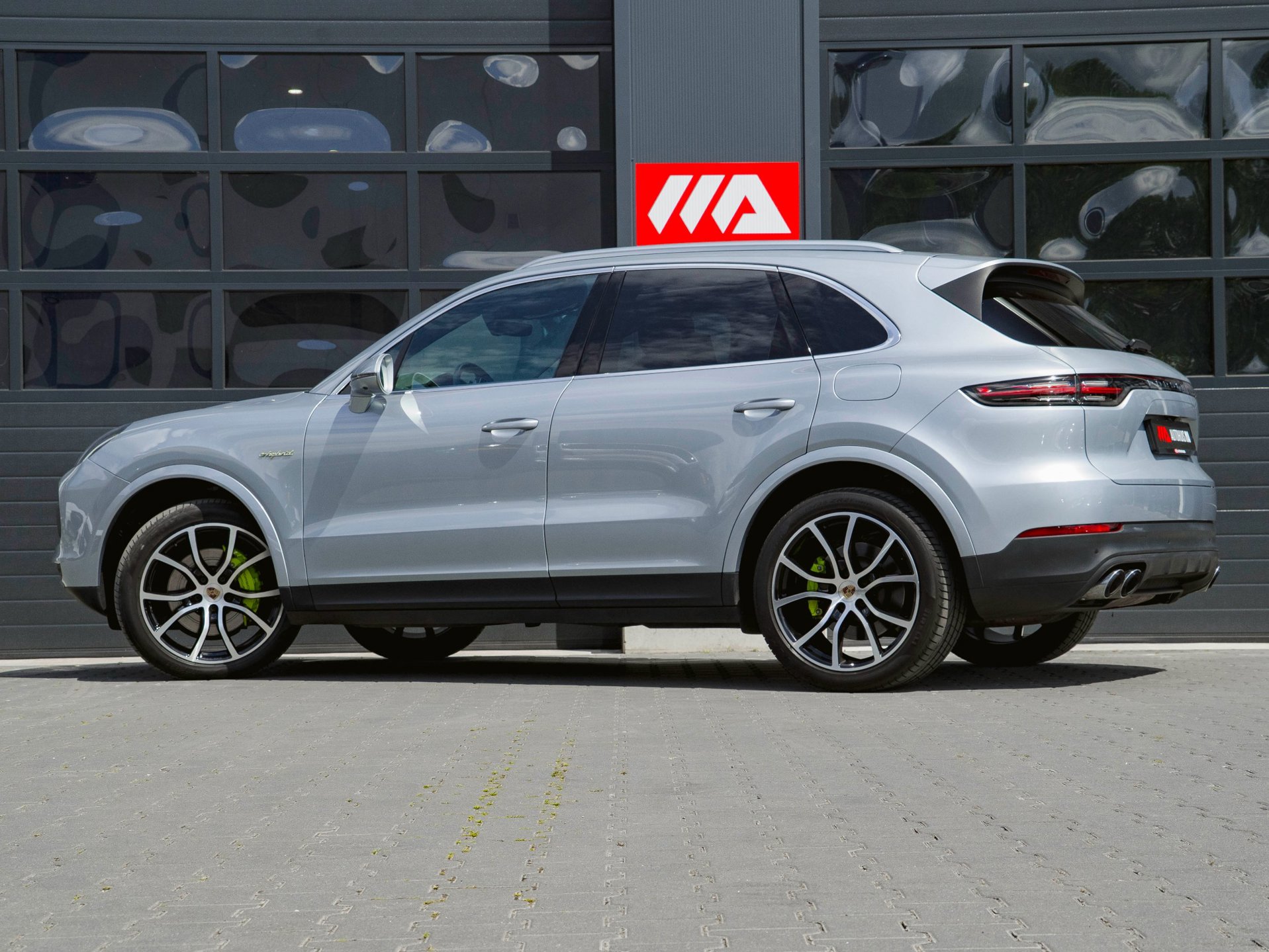 Foto van Porsche Cayenne E-hybrid