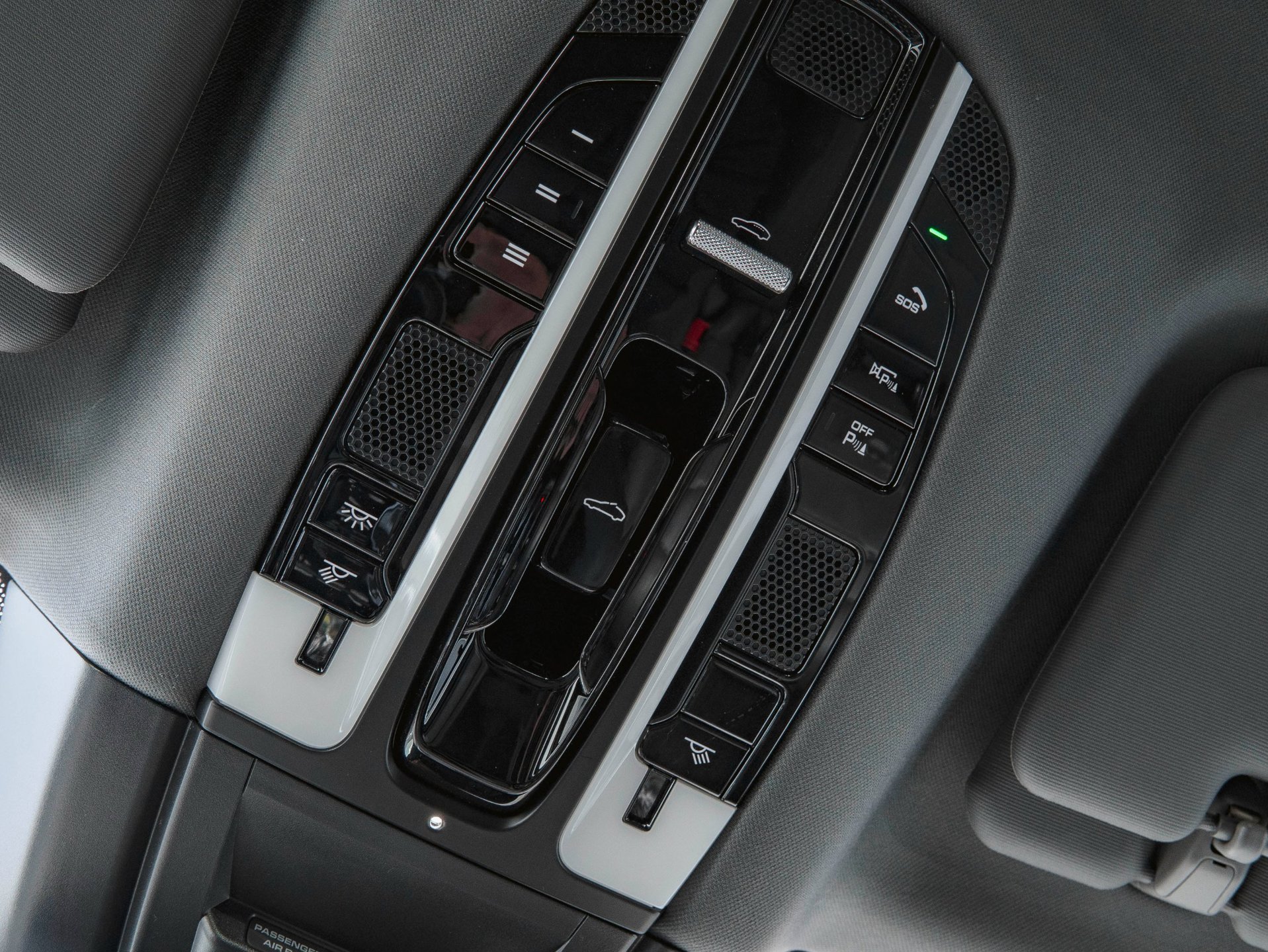Foto van Porsche Cayenne E-hybrid