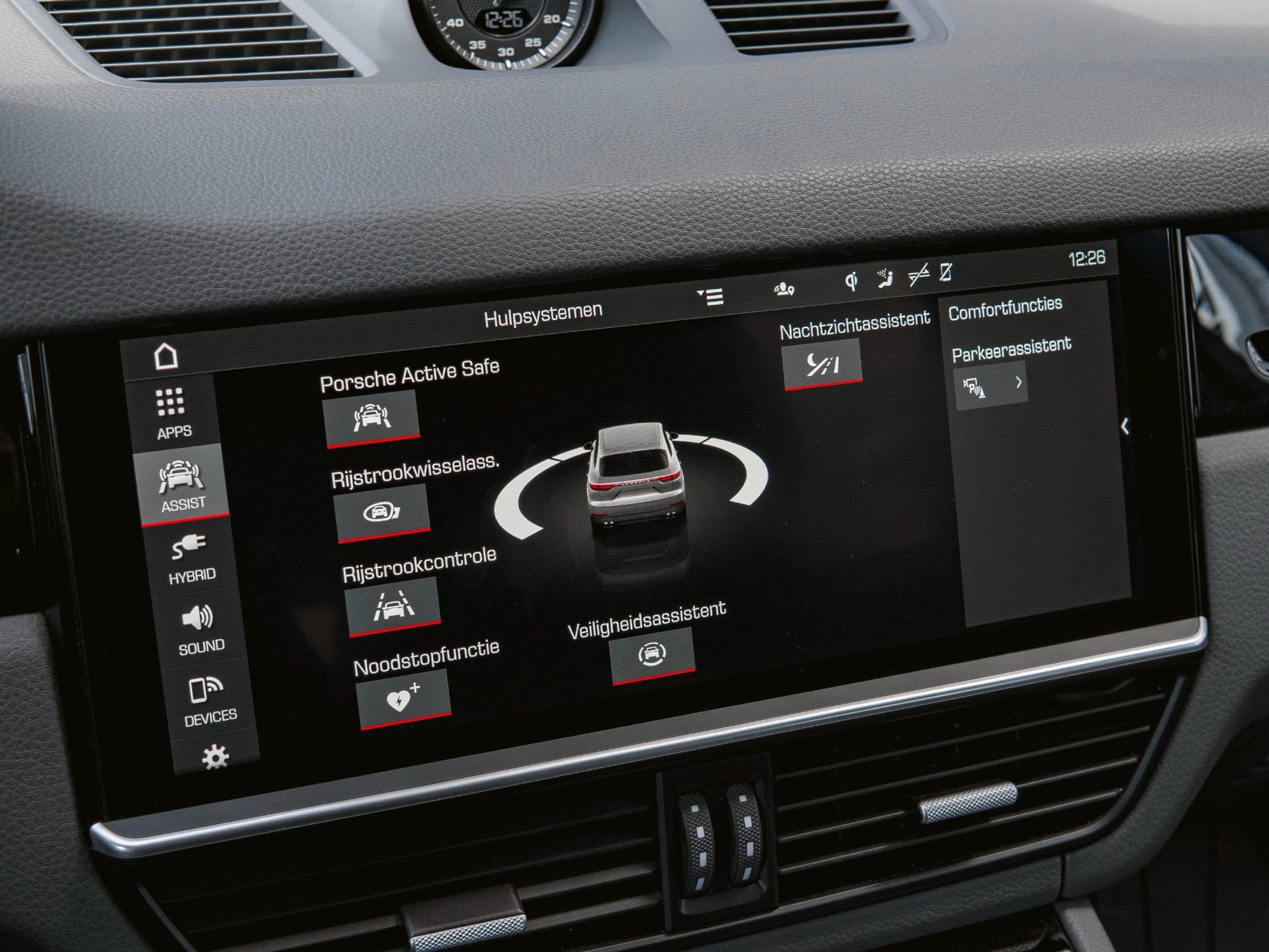 Foto van Porsche Cayenne E-hybrid