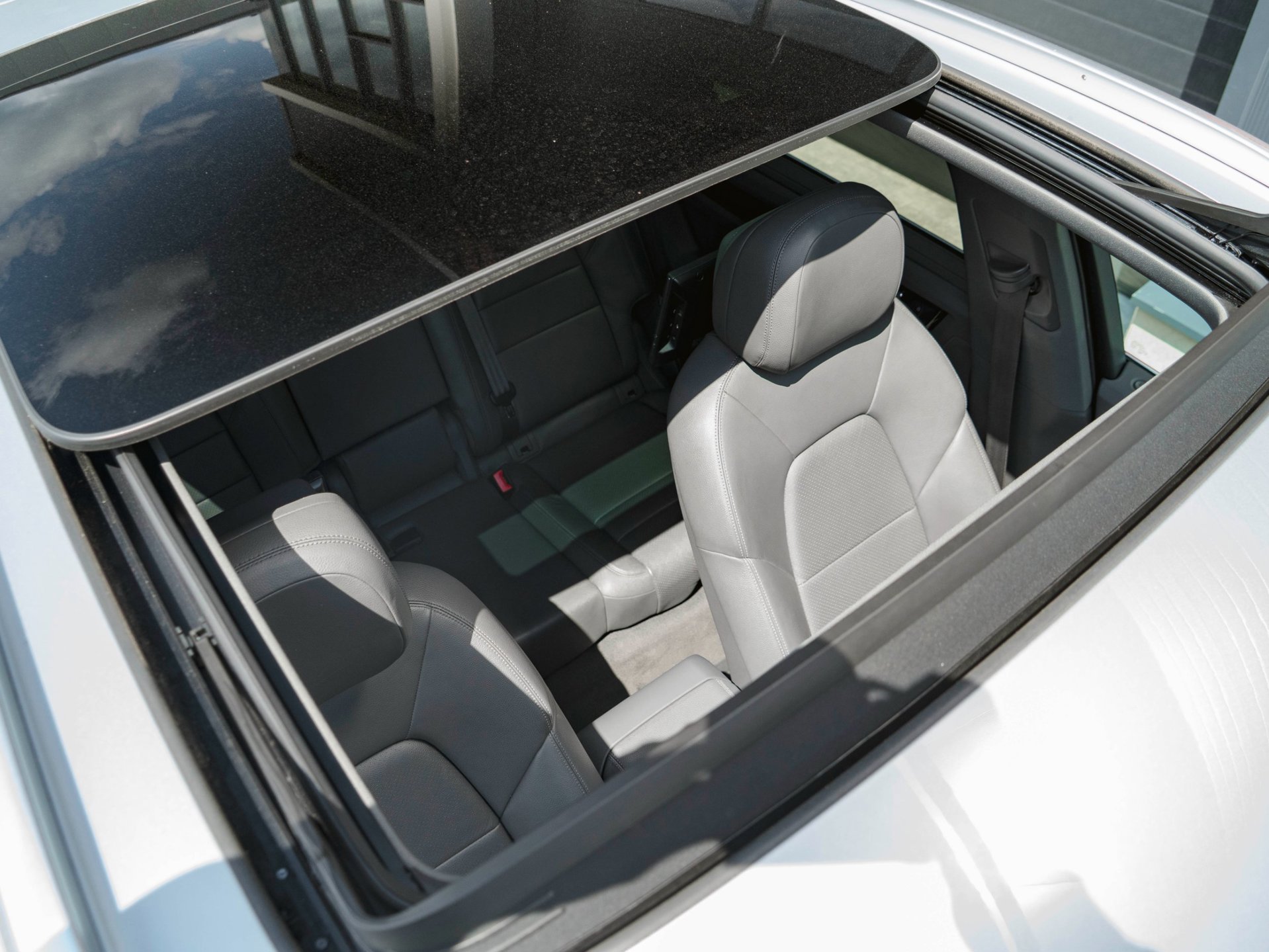 Foto van Porsche Cayenne E-hybrid